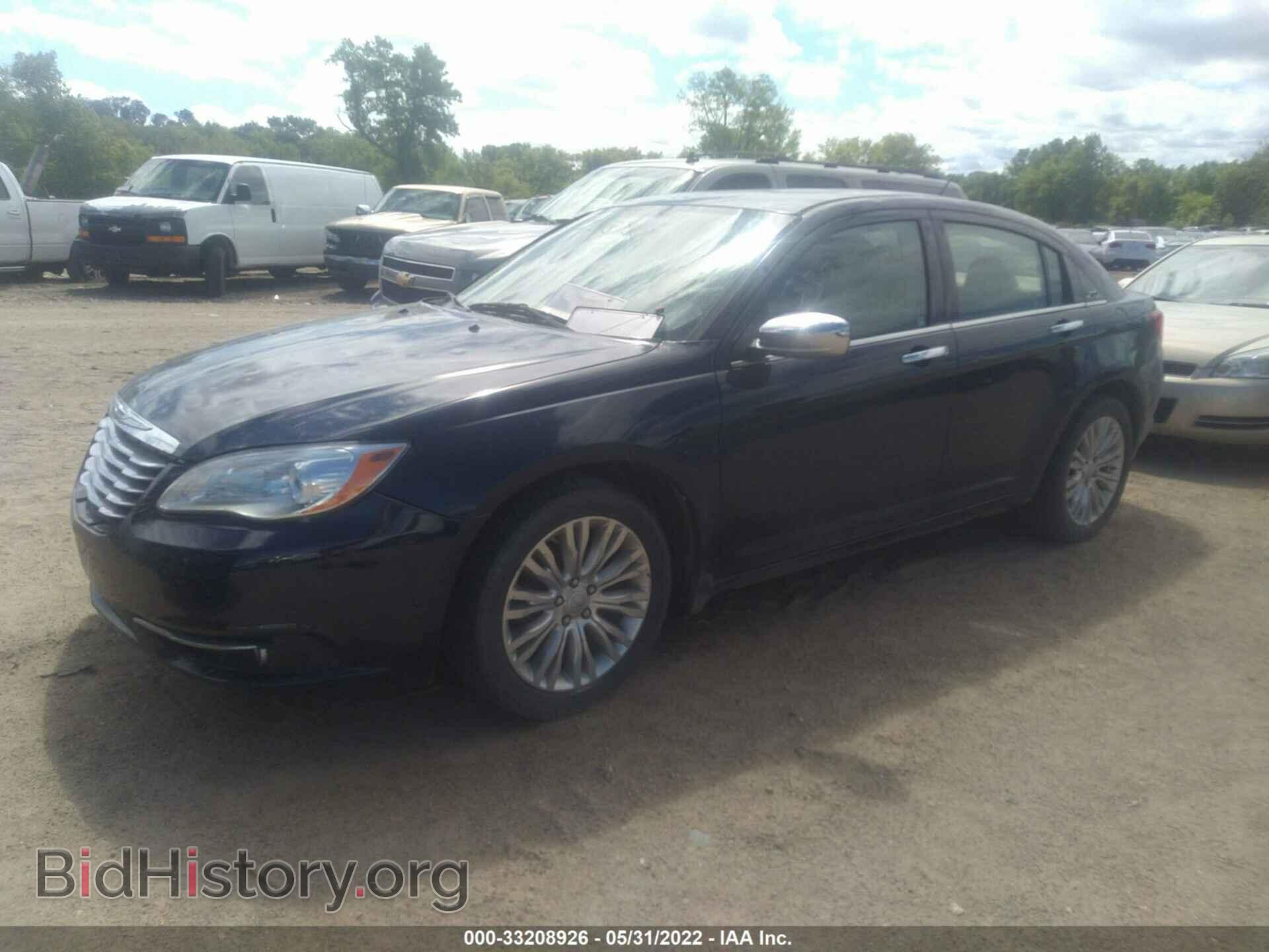 2013 CHRYSLER 200 - VIN: 1C3CCBCGXDN711243 - Фото 2