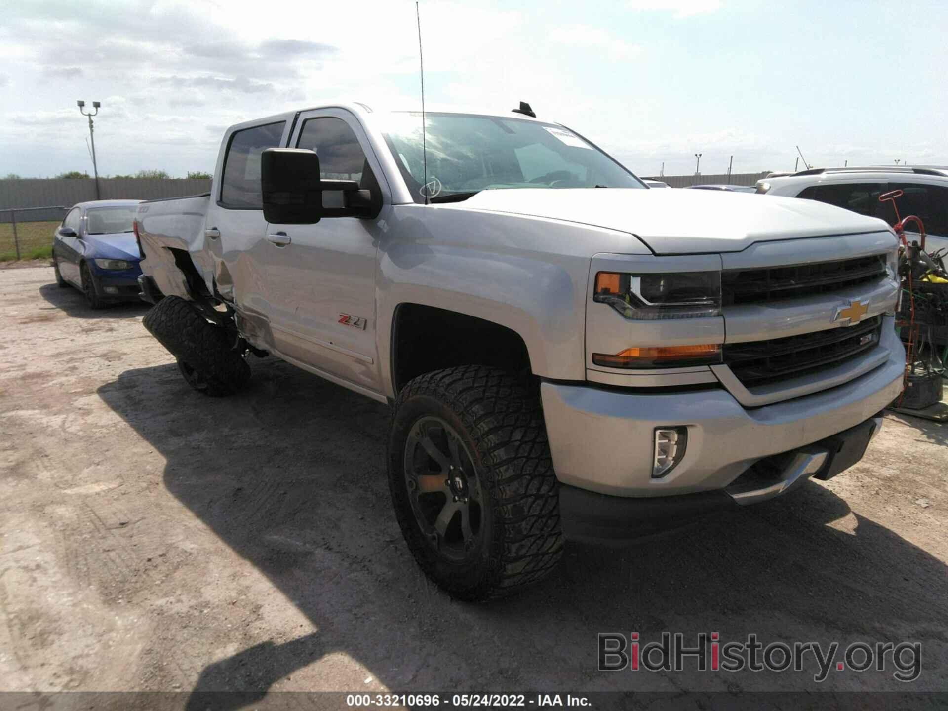 Photo 3GCUKREC1JG449476 - CHEVROLET SILVERADO 1500 2018