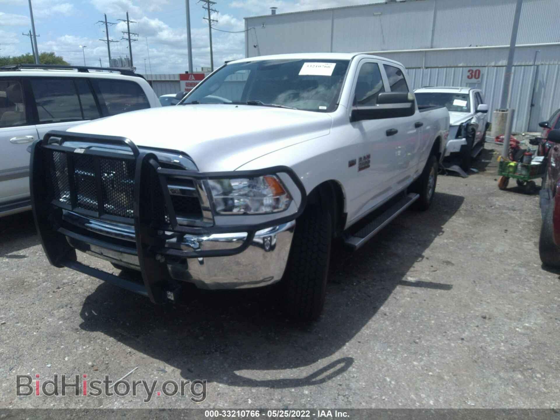 2017 RAM 2500 - VIN: 3C6TR5CTXHG704114 - Фото 2