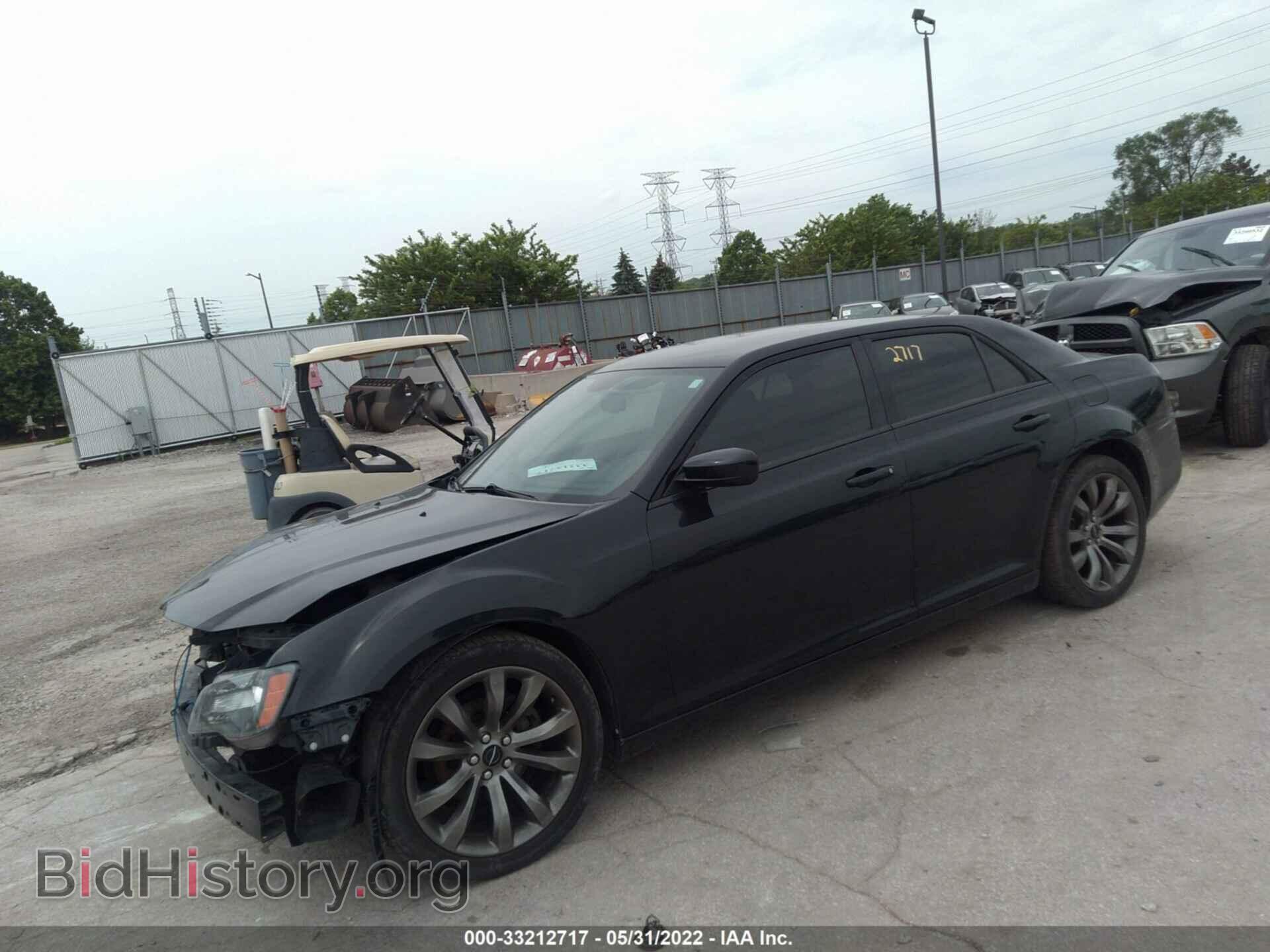2014 CHRYSLER 300 - VIN: 2C3CCABG7EH272850 - Фото 2