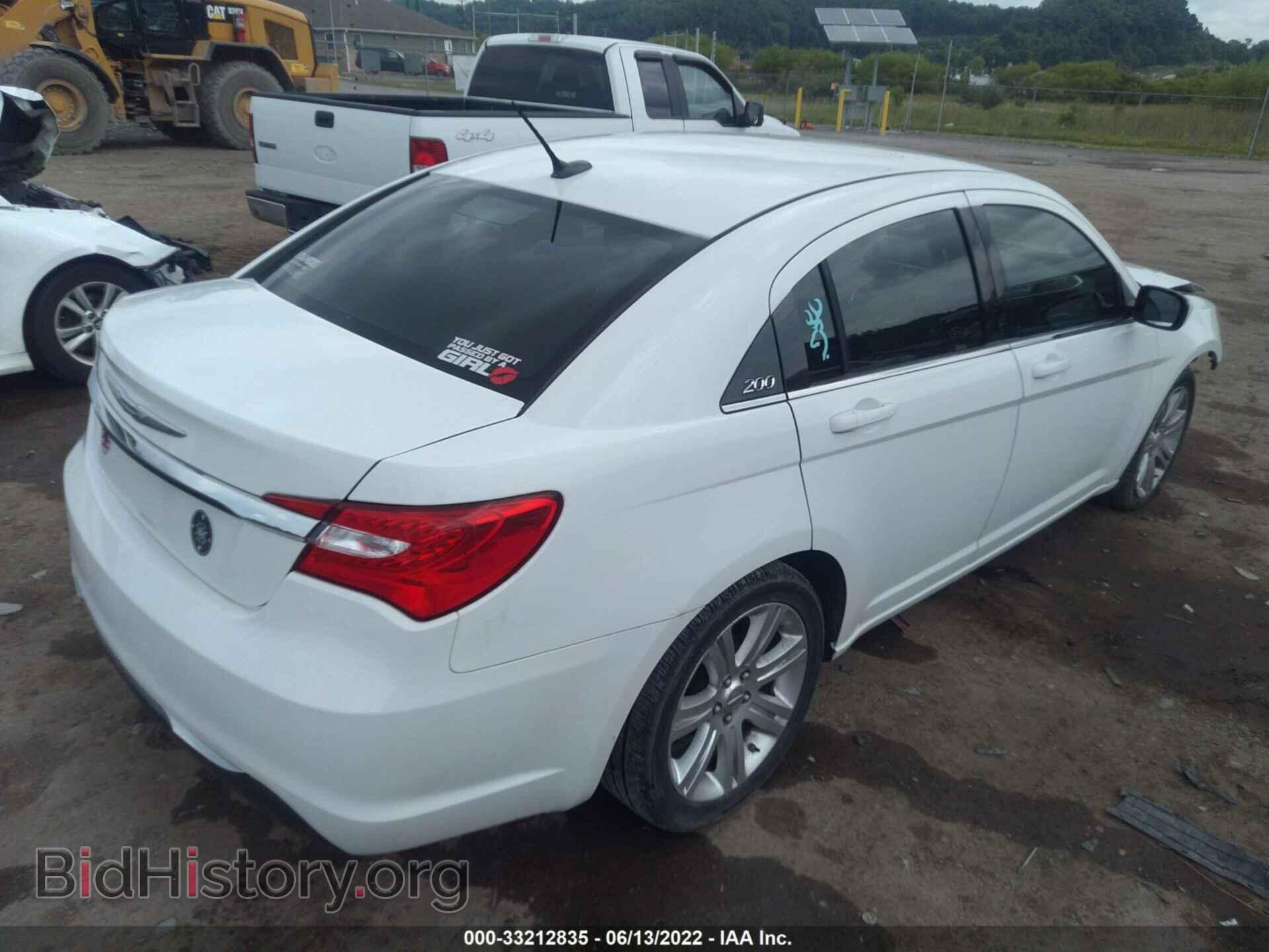 2012 CHRYSLER 200 - VIN: 1C3CCBBB3CN176972 - Фото 4