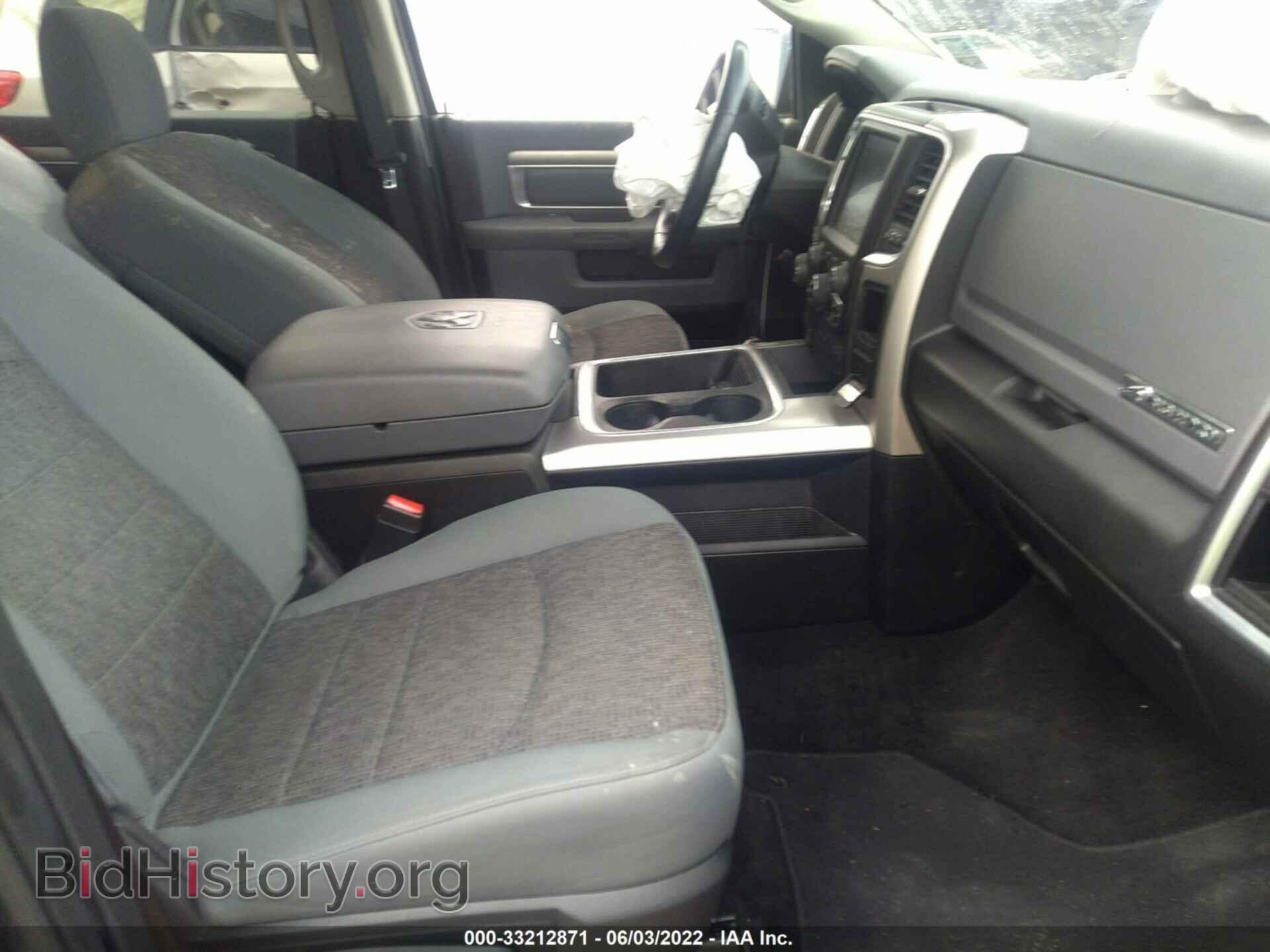 2017 RAM 1500 - VIN: 3C6RR6LT0HG787424 - Фото 5