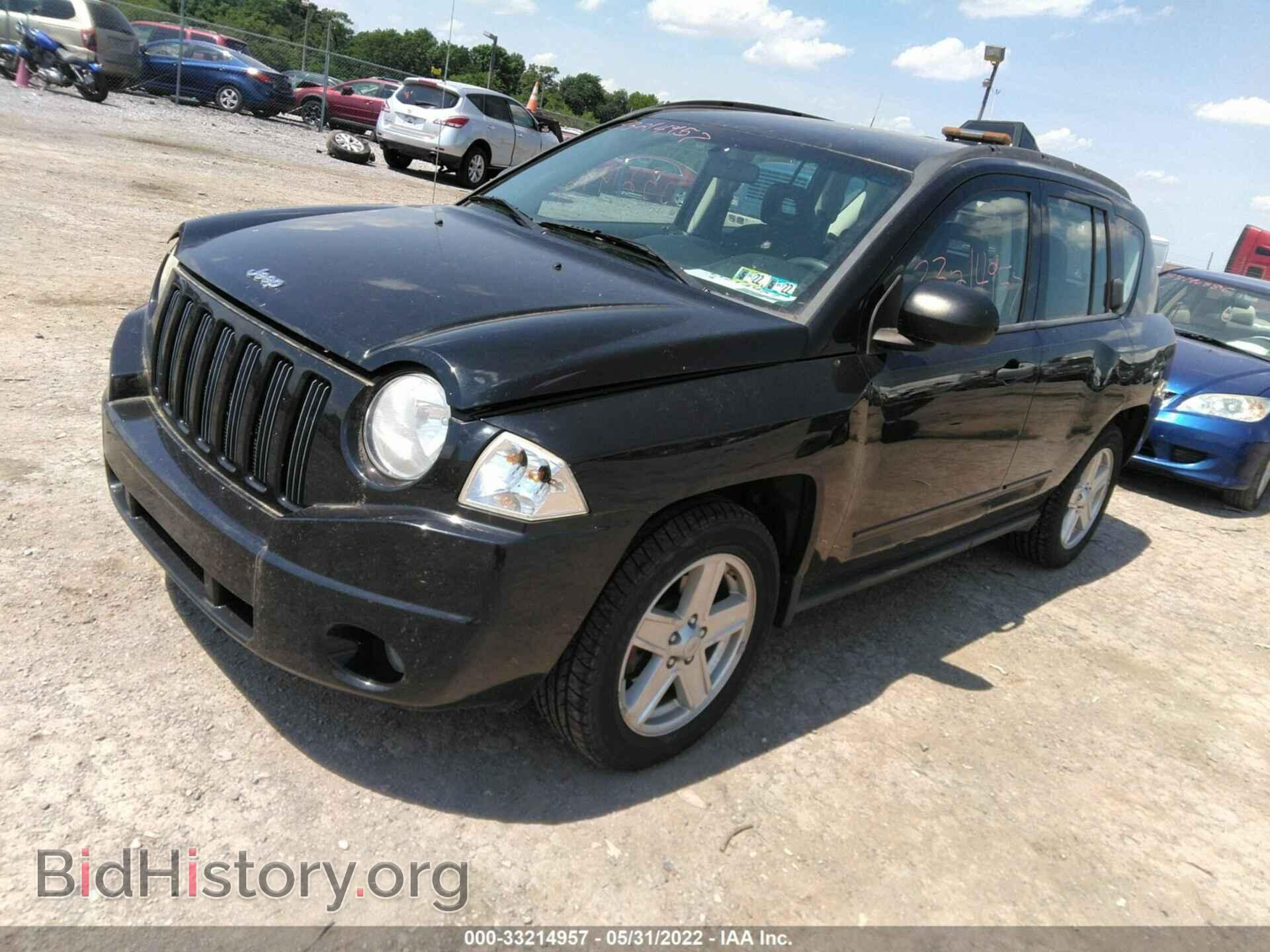 2009 JEEP COMPASS - VIN: 1J4FF47B39D121063 - Фото 2