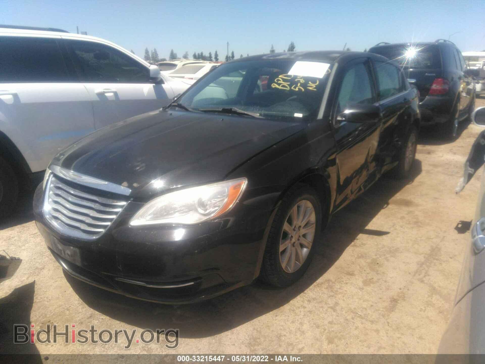 2013 CHRYSLER 200 - VIN: 1C3CCBBB3DN764601 - Photo 2
