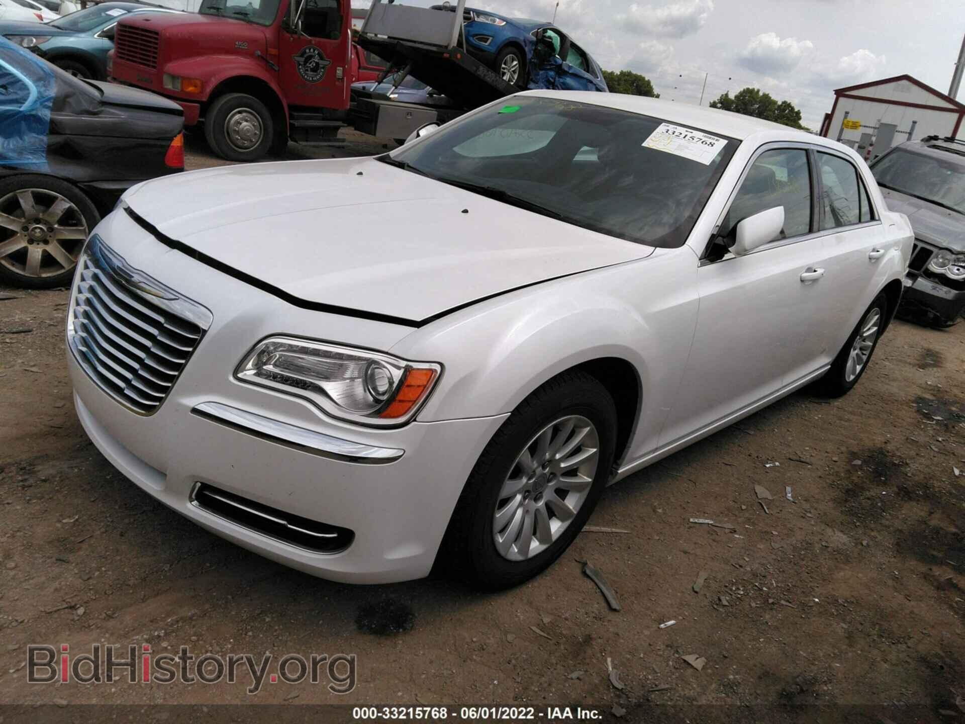 2012 CHRYSLER 300 - VIN: 2C3CCAAG1CH122392 - Фото 2