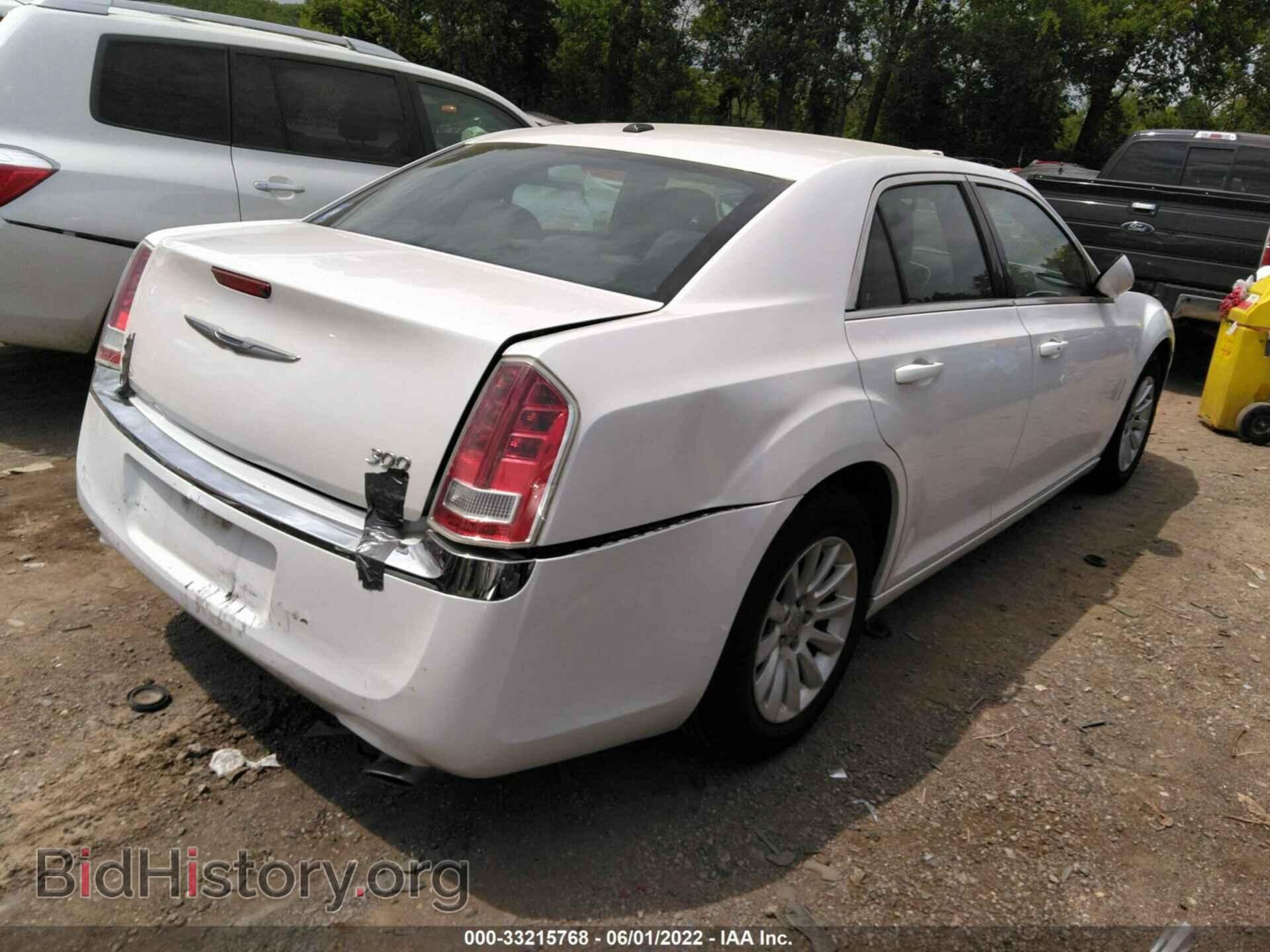 2012 CHRYSLER 300 - VIN: 2C3CCAAG1CH122392 - Фото 4