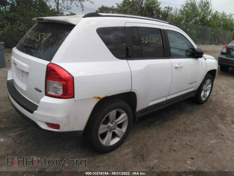 2011 Jeep COMPASS (VIN 1J4NF1FB9BD259675) — photo 4 of 11