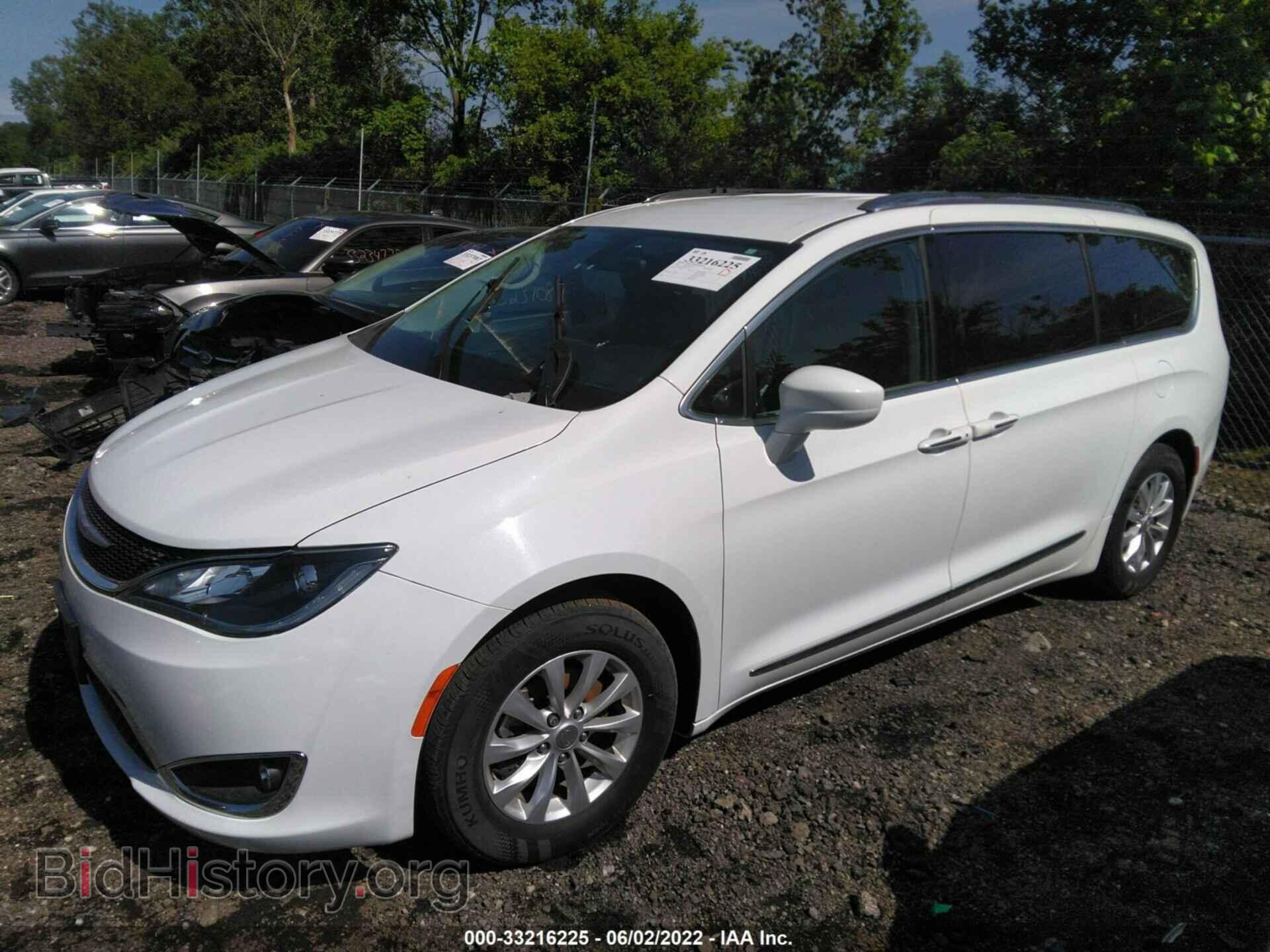 2018 CHRYSLER PACIFICA - VIN: 2C4RC1EG2JR317330 - Фото 2
