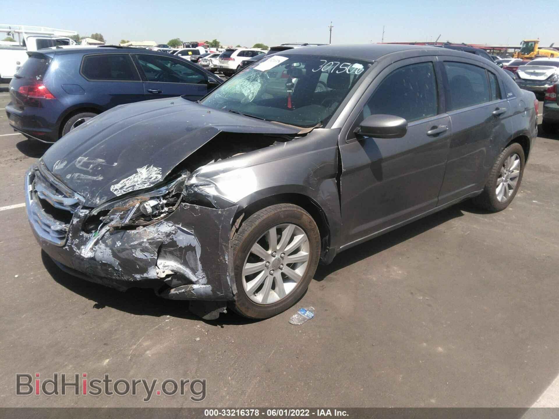 2013 CHRYSLER 200 - VIN: 1C3CCBBB1DN683788 - Photo 2