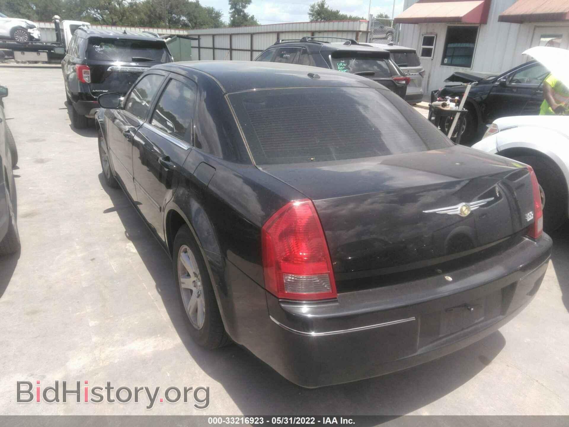 2006 CHRYSLER 300 - VIN: 2C3KA53G46H352275 - Фото 3