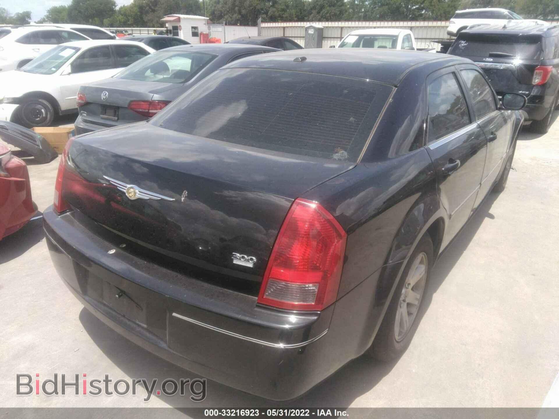 2006 CHRYSLER 300 - VIN: 2C3KA53G46H352275 - Фото 4