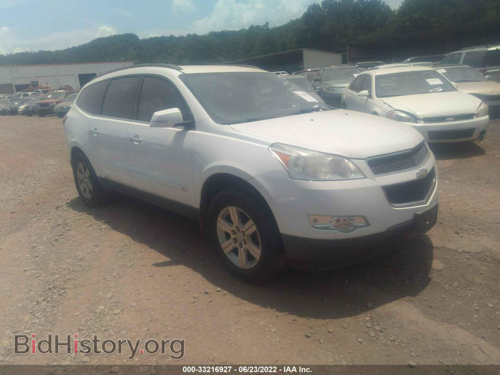 Photo 1GNLRFED0AS128365 - CHEVROLET TRAVERSE 2010