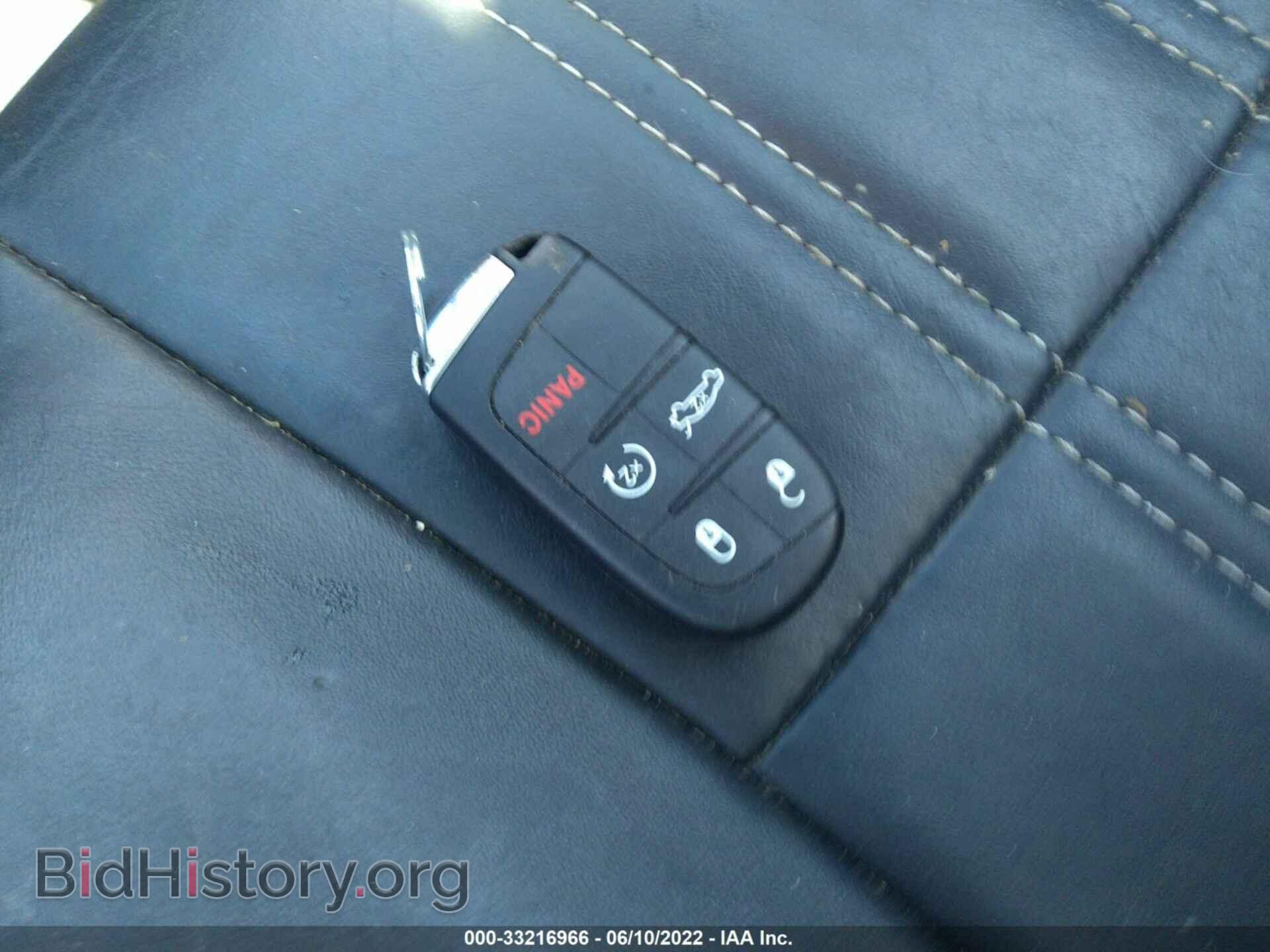 2015 CHRYSLER 300 - VIN: 2C3CCAGG7FH849483 - Фото 11