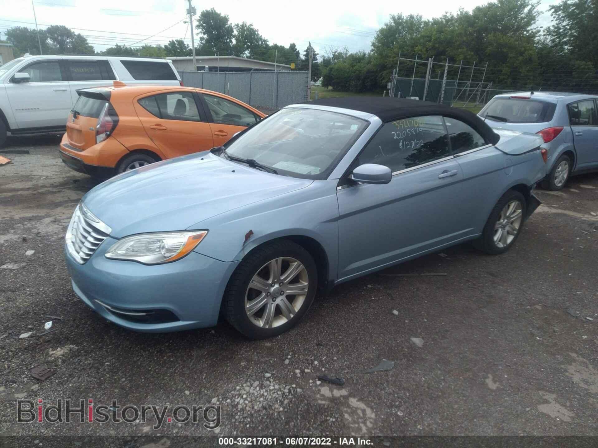 2012 CHRYSLER 200 - VIN: 1C3BCBEB2CN139435 - Фото 2