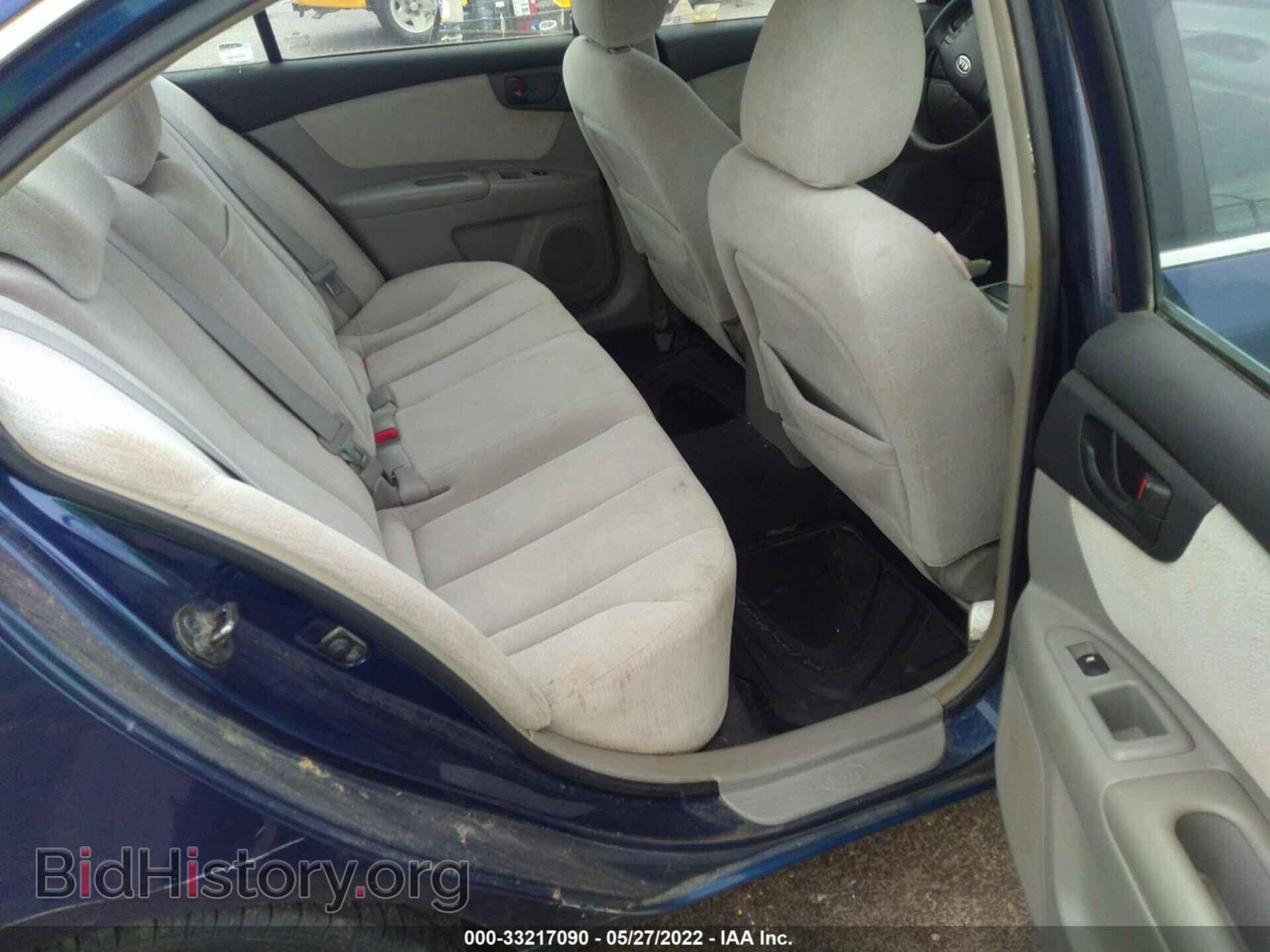 2007 KIA OPTIMA - VIN: KNAGE123475134758 - Фото 8