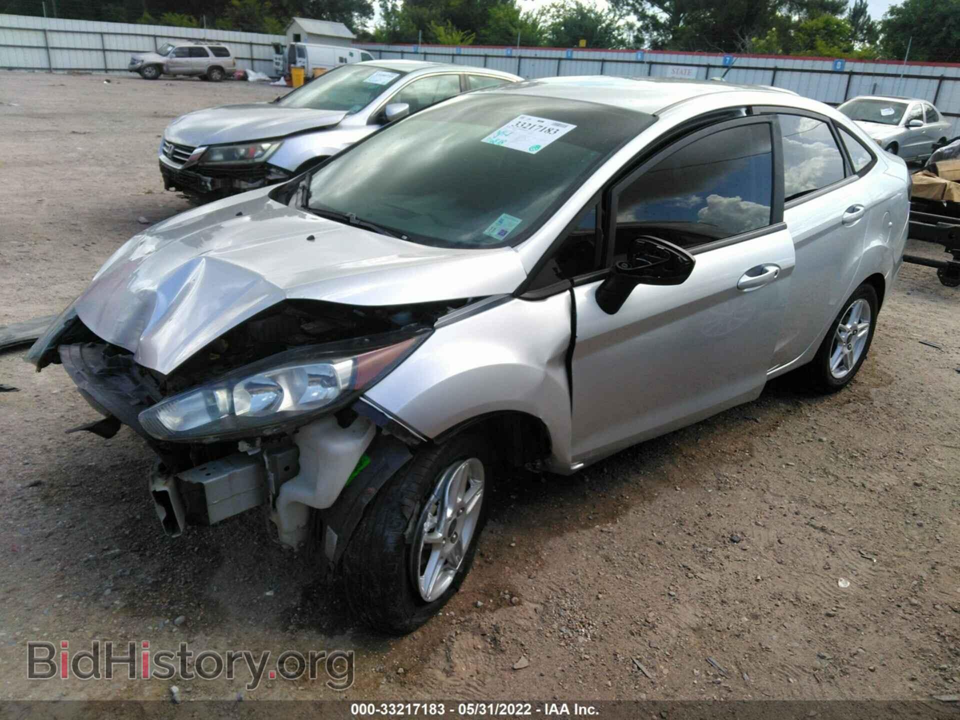 2017 FORD FIESTA - VIN: 3FADP4BJ3HM144361 - Фото 2