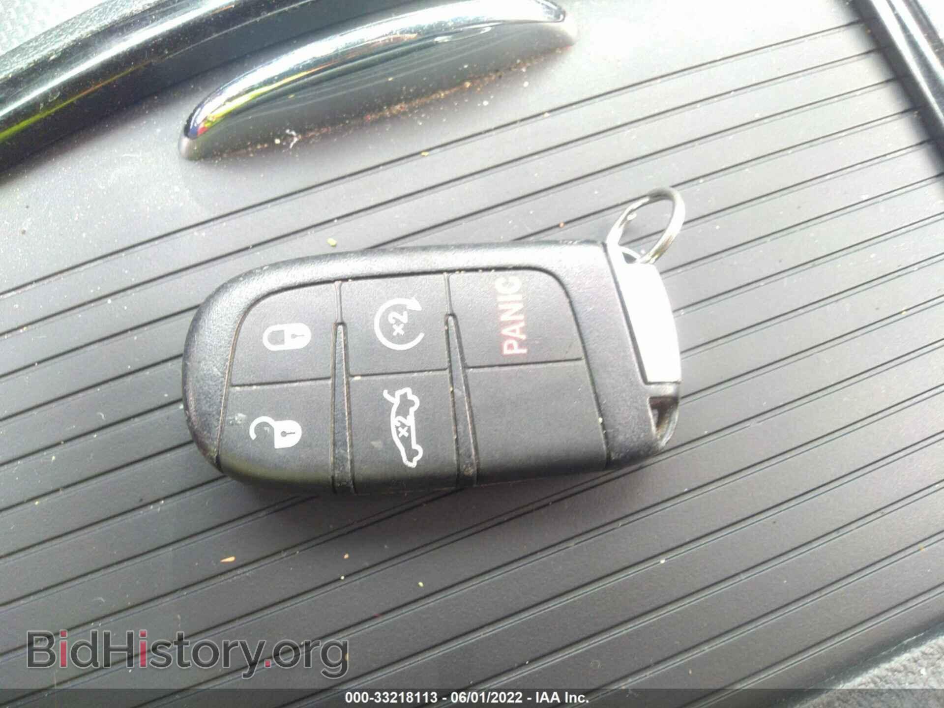2014 CHRYSLER 300 - VIN: 2C3CCABG7EH340614 - Фото 11