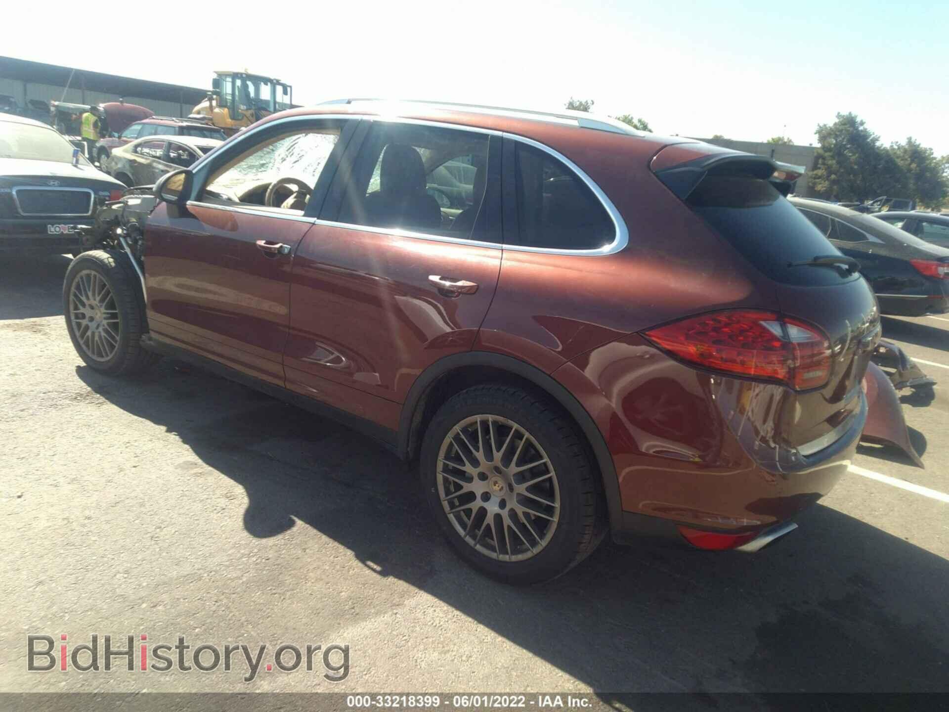 2011 PORSCHE CAYENNE - VIN: WP1AB2A28BLA46721 - Фото 3