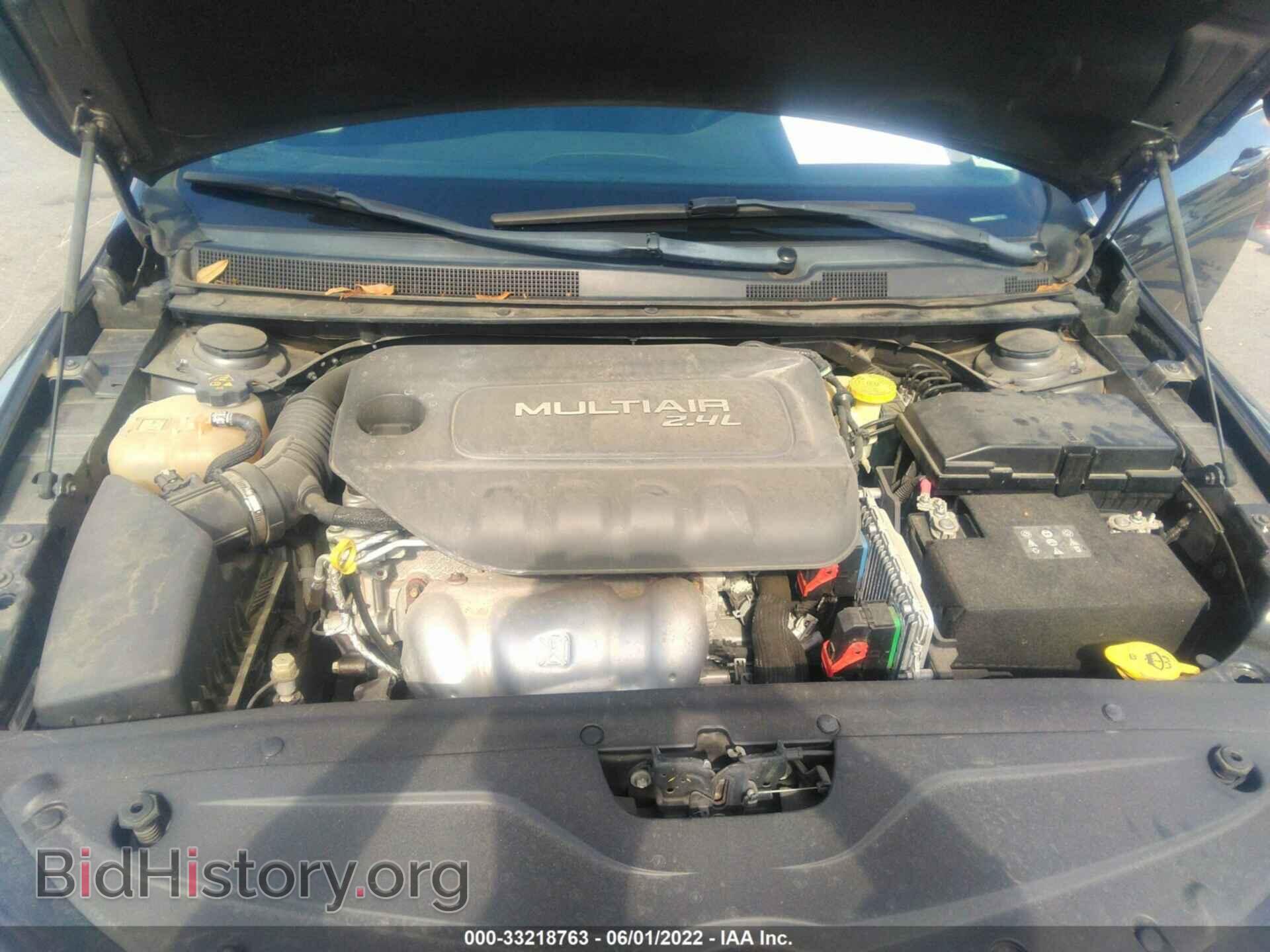 2015 CHRYSLER 200 - VIN: 1C3CCCAB3FN723993 - Фото 10