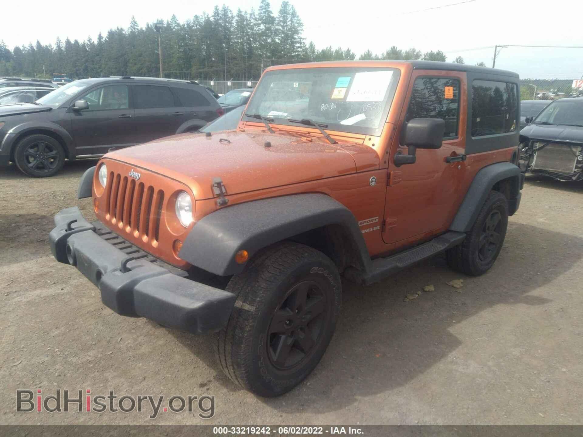 2011 JEEP WRANGLER - VIN: 1J4AA2D13BL549574 - Фото 2