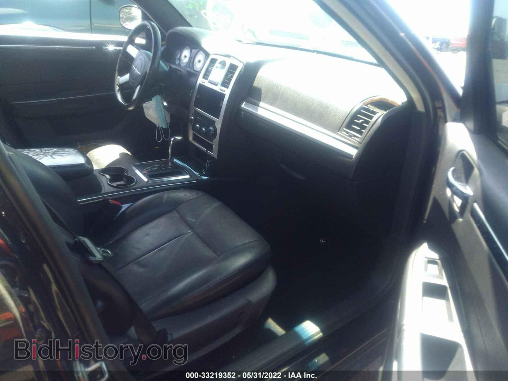 2010 CHRYSLER 300 - VIN: 2C3CA5CV4AH125857 - Фото 5