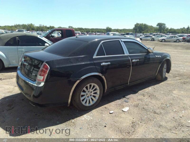 2012 Chrysler 300 (VIN 2C3CCAAGXCH192683) — photo 4 of 10