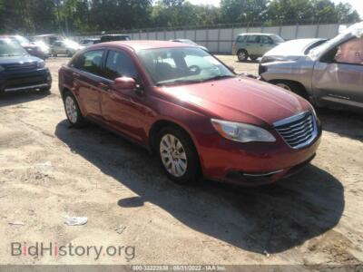 2013 Chrysler 200 LX, красный — VIN 1C3CCBAB1DN735051, IAAI