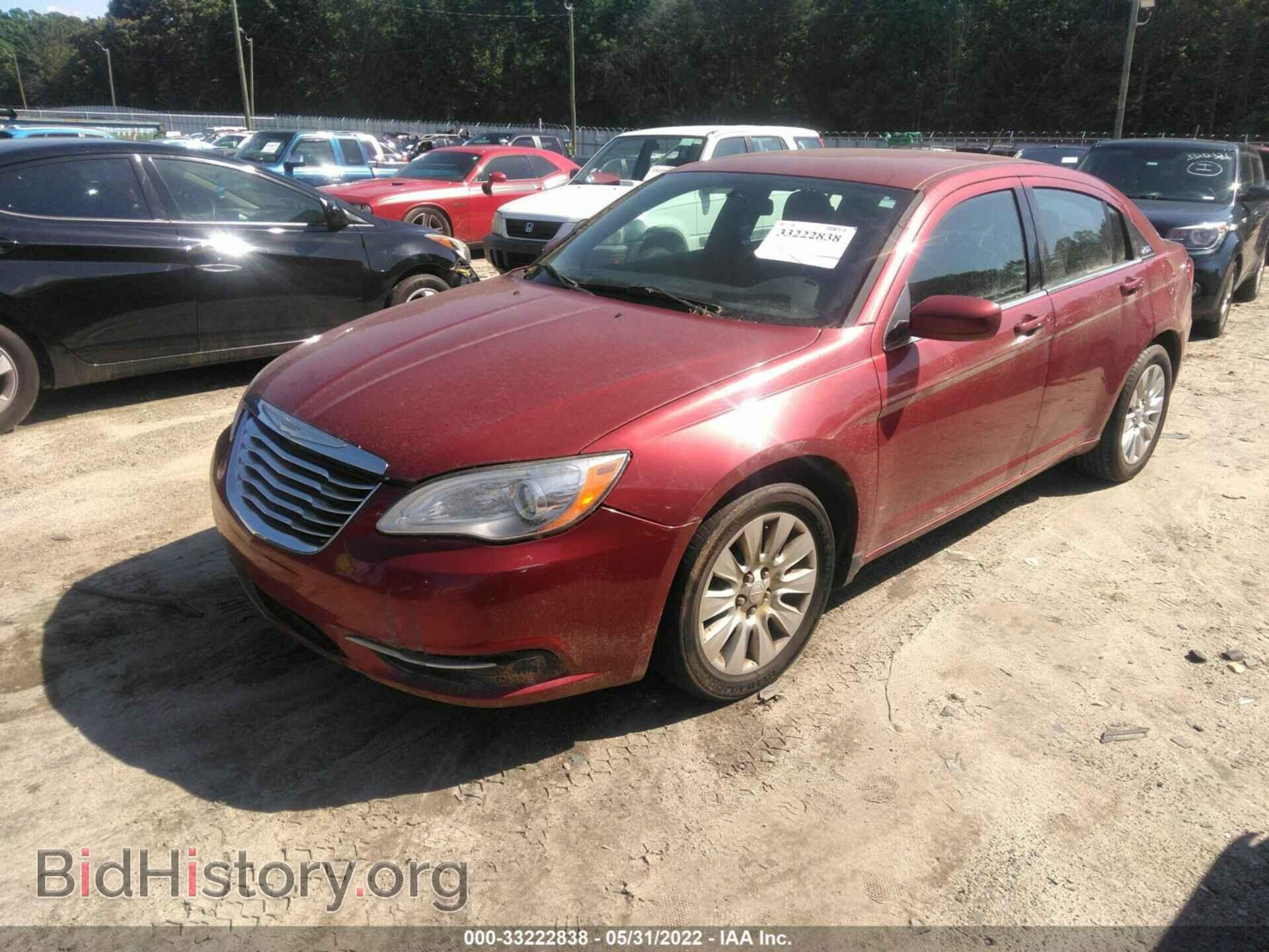 2013 CHRYSLER 200 - VIN: 1C3CCBAB1DN735051 - Фото 2