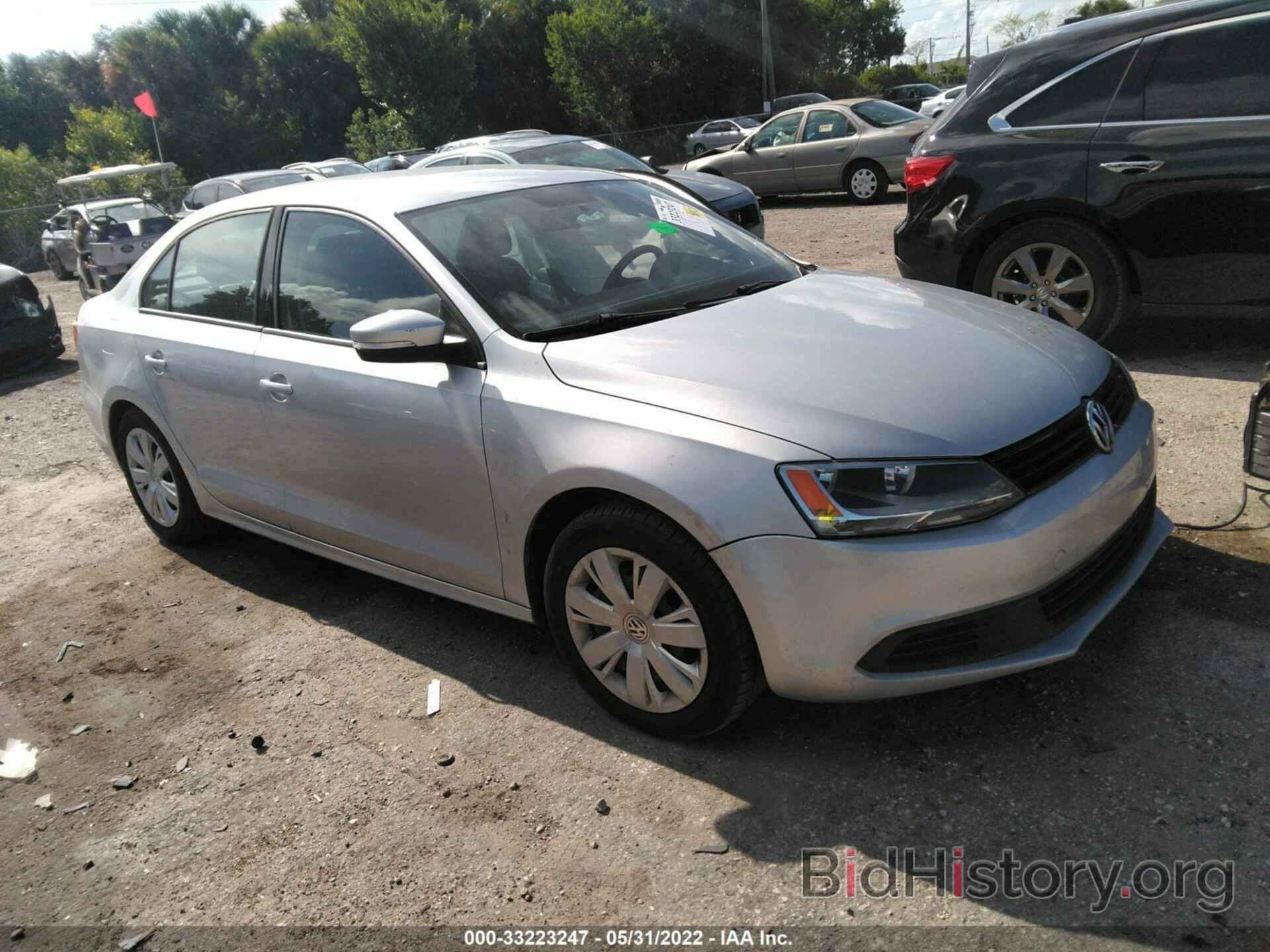 Photo 3VWD17AJ3EM272543 - VOLKSWAGEN JETTA SEDAN 2014