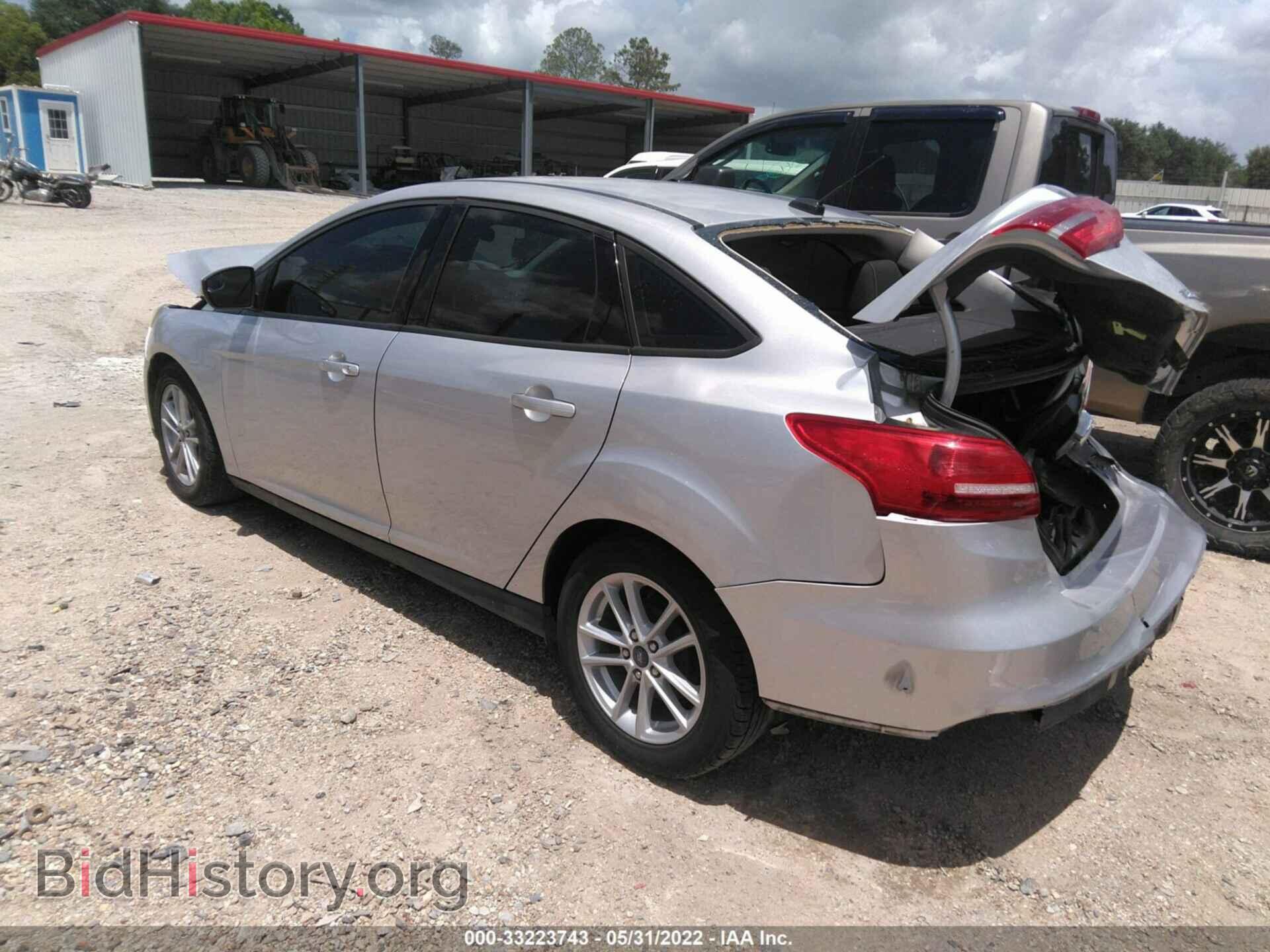 2017 FORD FOCUS - VIN: 1FADP3F24HL301930 - Фото 3