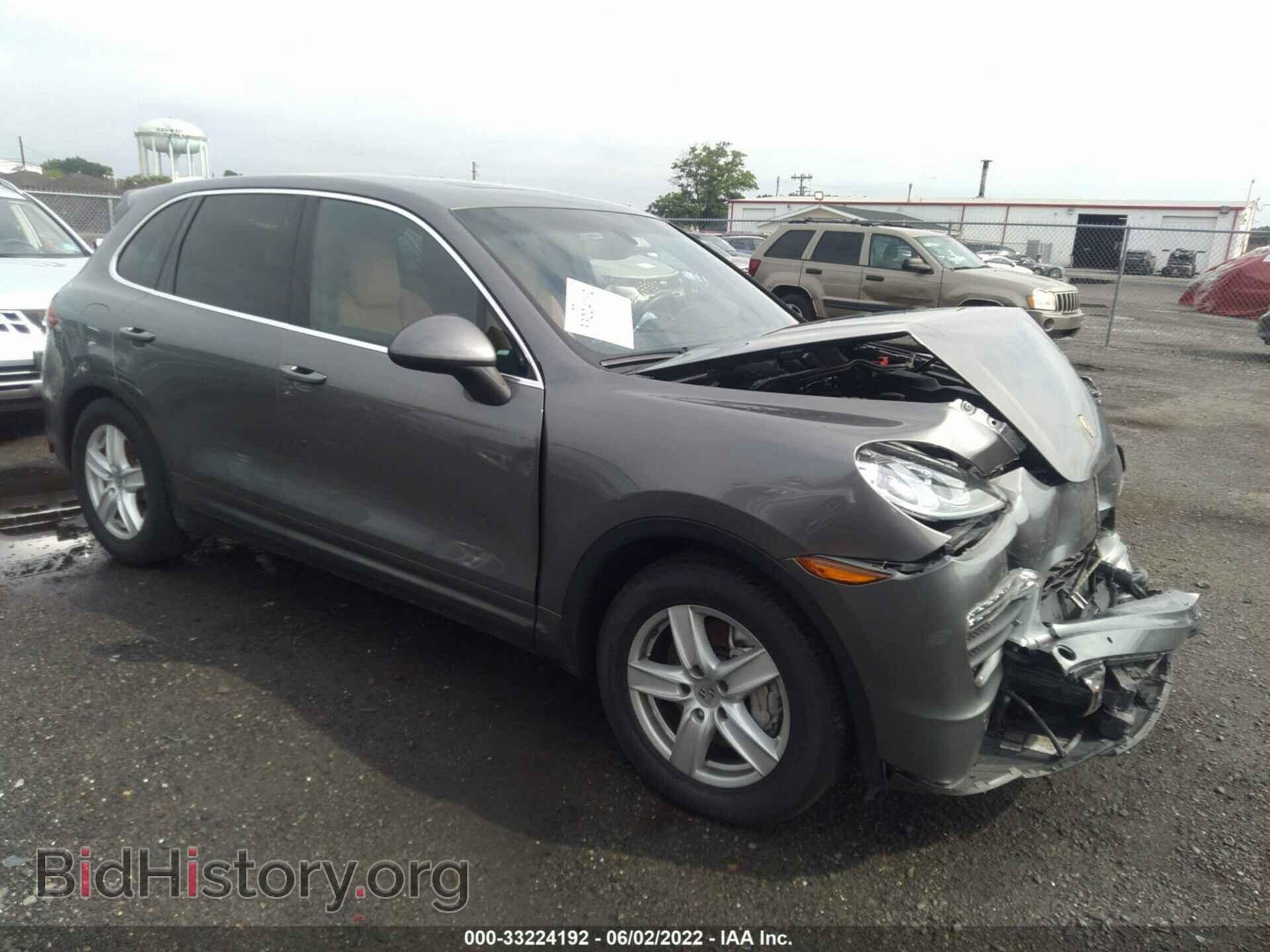 Фотография WP1AB2A22CLA47302 - PORSCHE CAYENNE 2012