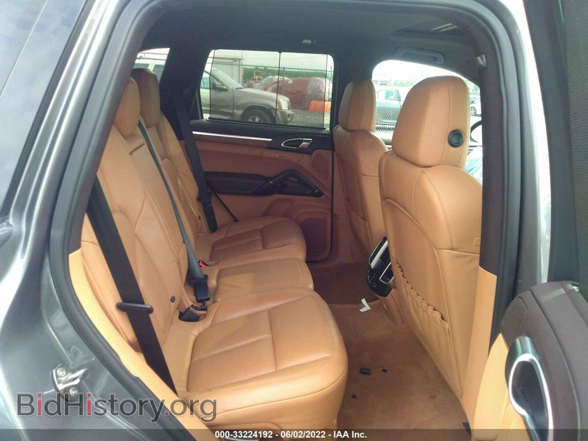 2012 PORSCHE CAYENNE - VIN: WP1AB2A22CLA47302 - Фото 8