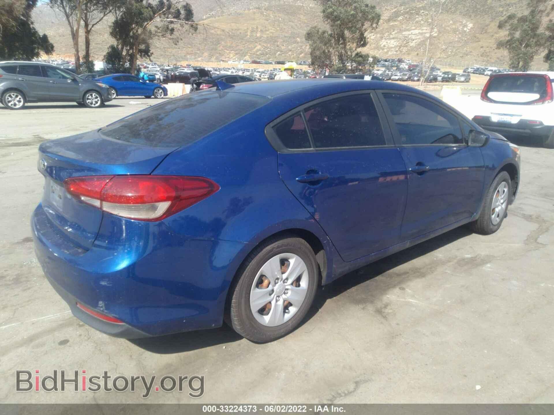 2017 KIA FORTE - VIN: 3KPFL4A74HE026804 - Photo 4