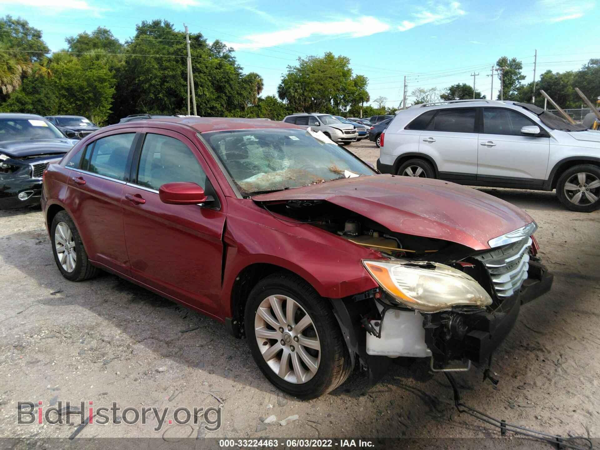Photo 1C3BC1FG1BN525704 - CHRYSLER 200 2011