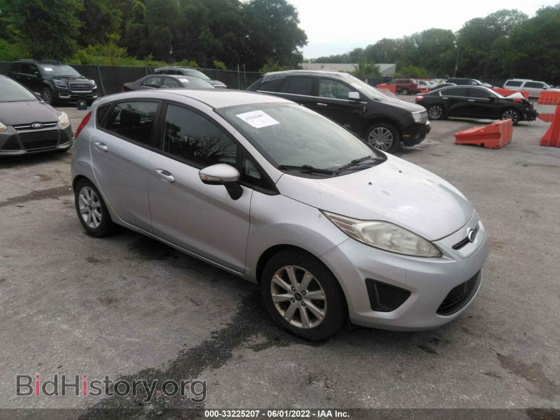 Photo 3FADP4EJ1DM132103 - FORD FIESTA 2013