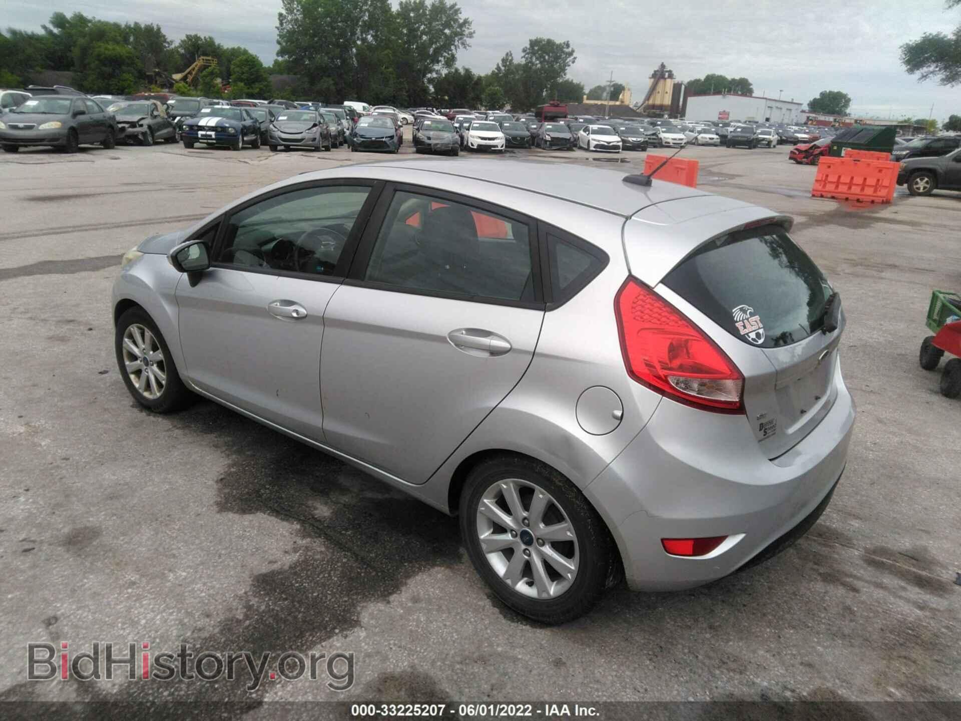 2013 FORD FIESTA - VIN: 3FADP4EJ1DM132103 - Фото 3