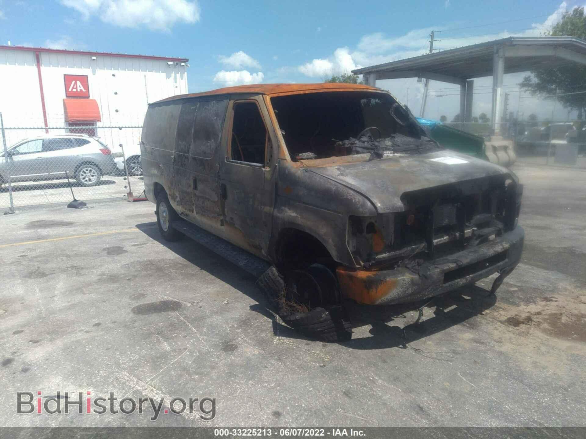 Photo 1FTNE2EW1BDA31169 - FORD ECONOLINE CARGO VAN 2011