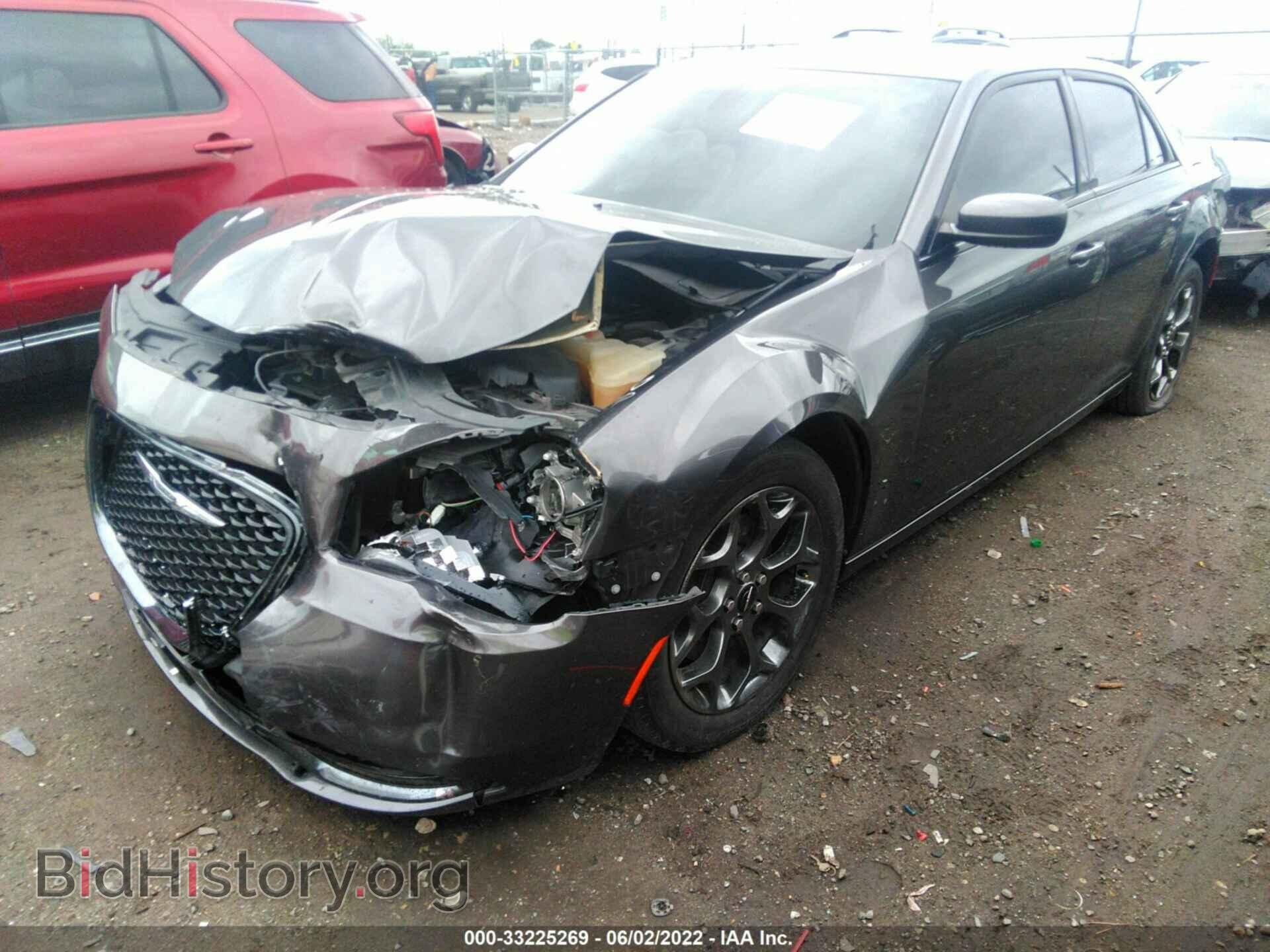 2016 CHRYSLER 300 - VIN: 2C3CCAGG3GH117952 - Фото 2