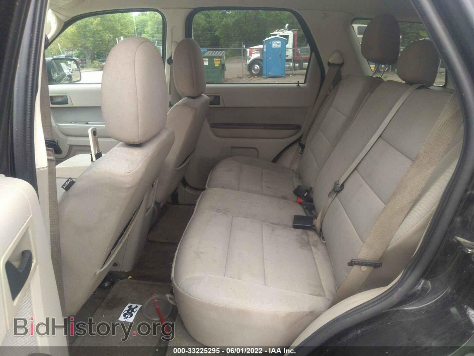 2011 FORD ESCAPE - VIN: 1FMCU9DG2BKB75219 - Фото 8