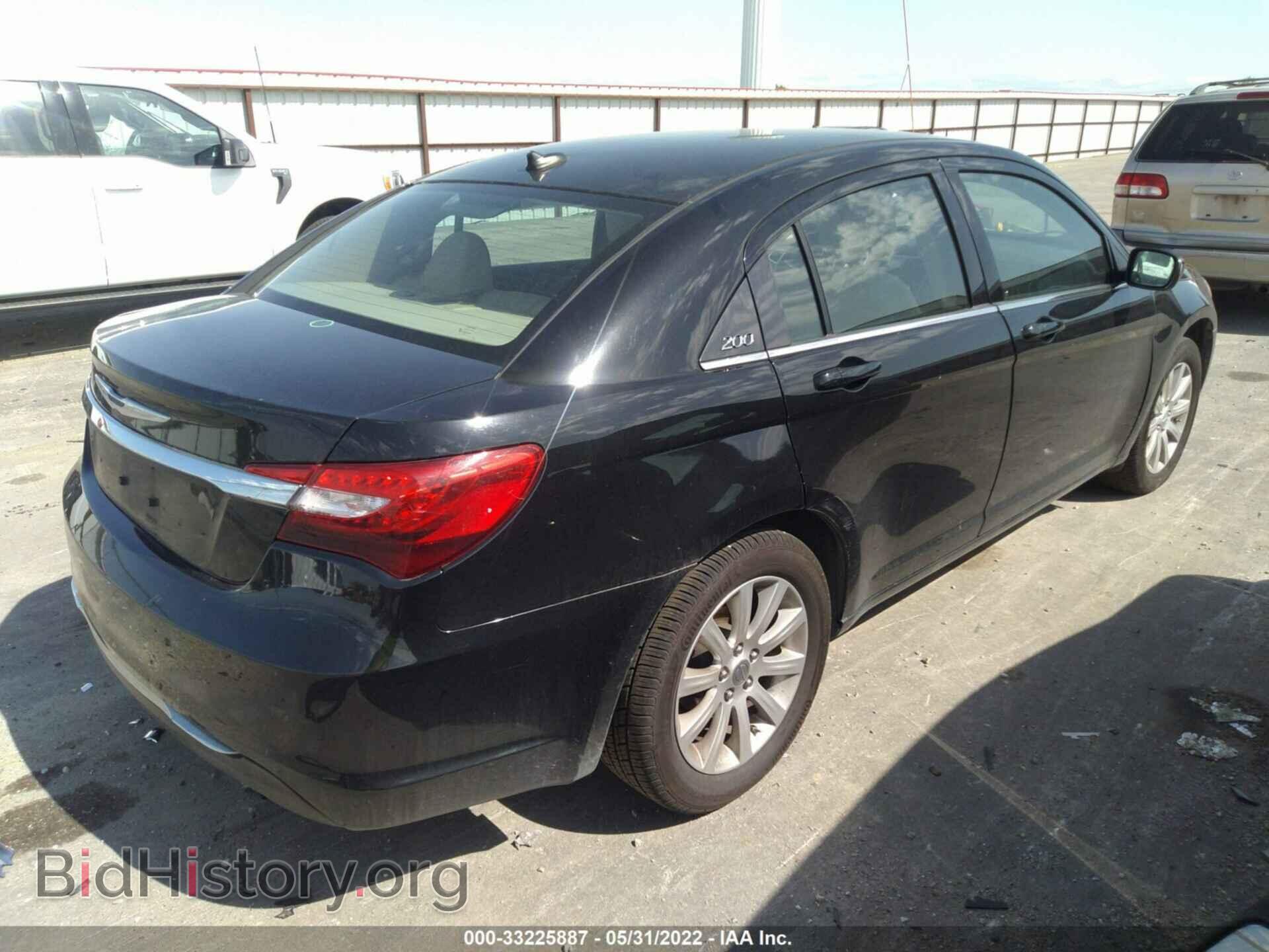2013 CHRYSLER 200 - VIN: 1C3CCBBB3DN697790 - Photo 4