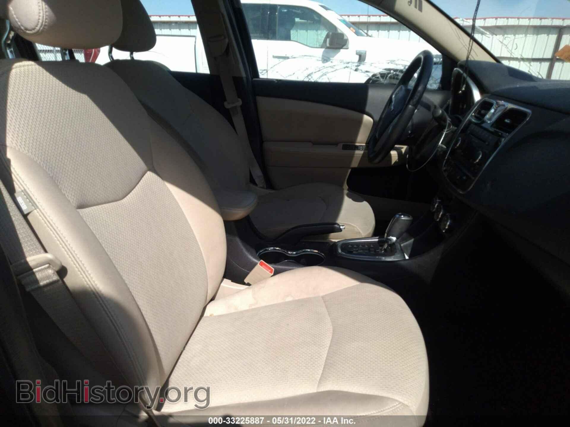 2013 CHRYSLER 200 - VIN: 1C3CCBBB3DN697790 - Photo 5