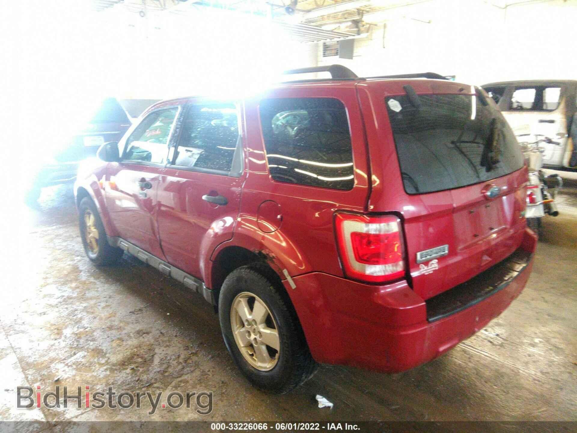 2010 Ford ESCAPE (VIN 1FMCU9DG7AKC64685) — фото 3 из 11