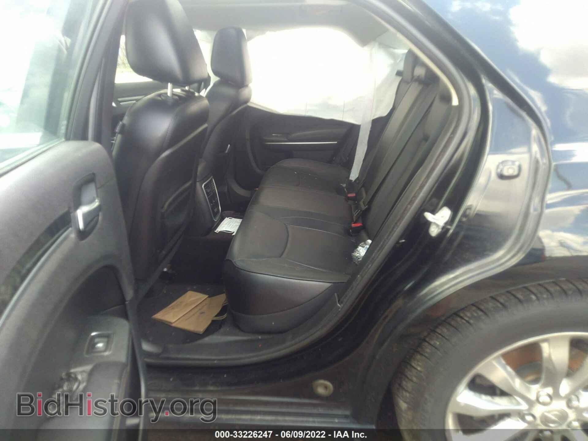 2016 CHRYSLER 300 - VIN: 2C3CCAKG7GH162058 - Фото 8