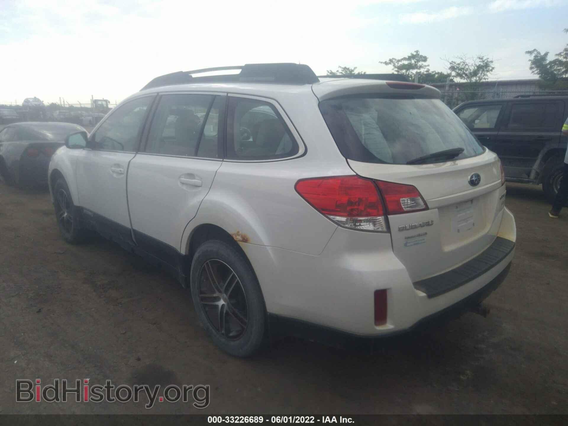 2011 SUBARU OUTBACK - VIN: 4S4BRBAC9B3401644 - Фото 3