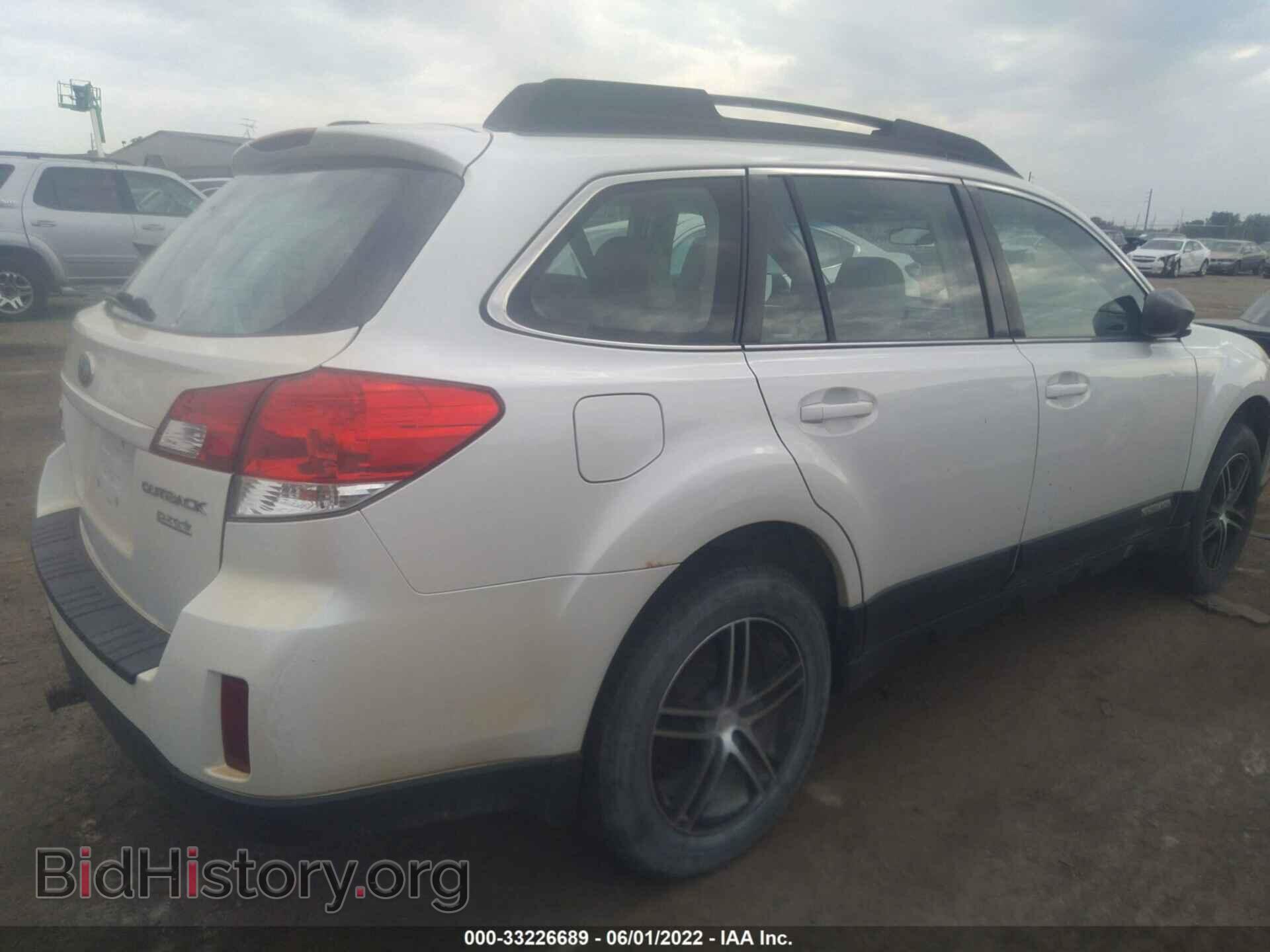 2011 SUBARU OUTBACK - VIN: 4S4BRBAC9B3401644 - Фото 4