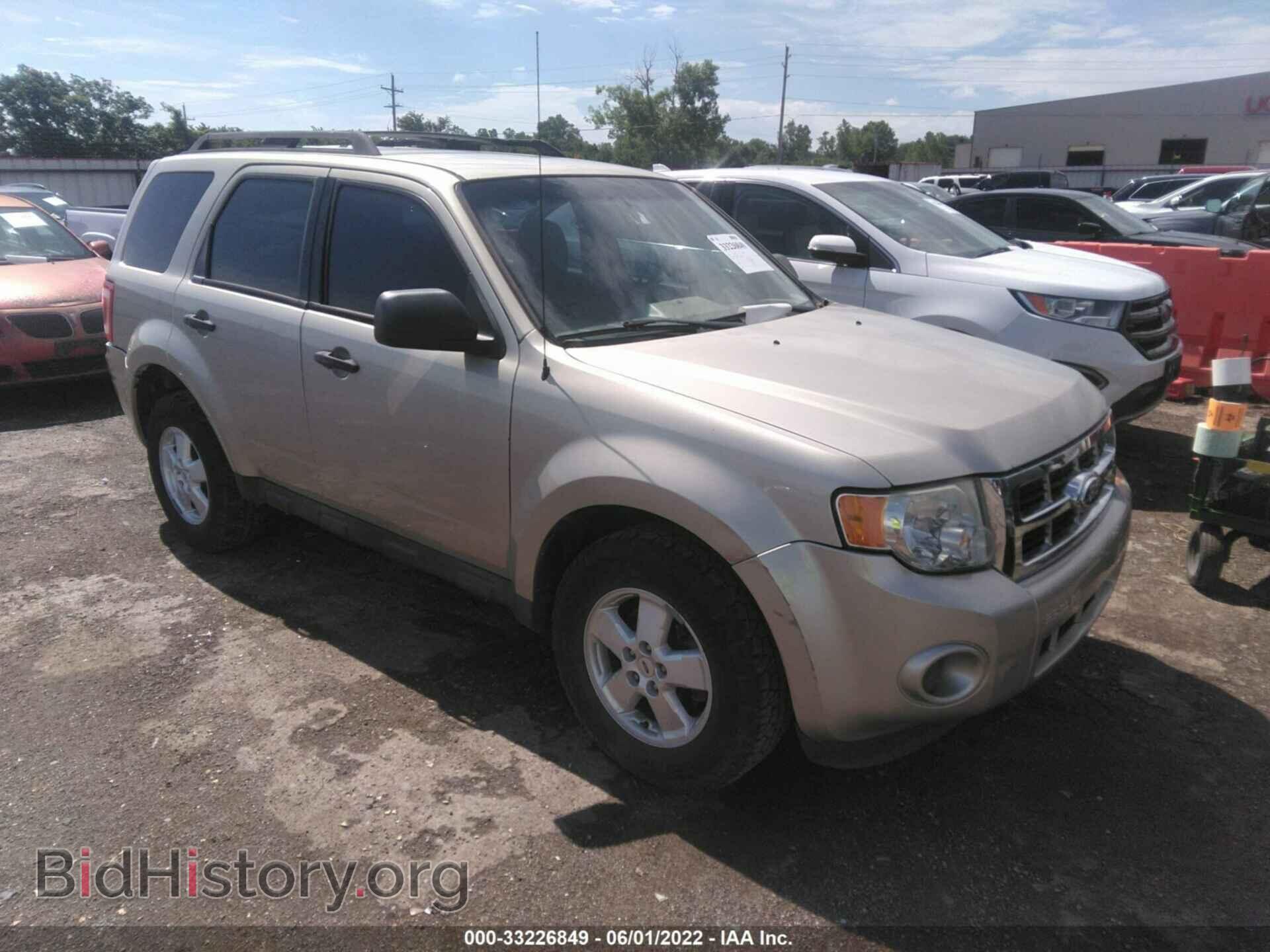 Фотография 1FMCU0C73AKD02426 - FORD ESCAPE 2010