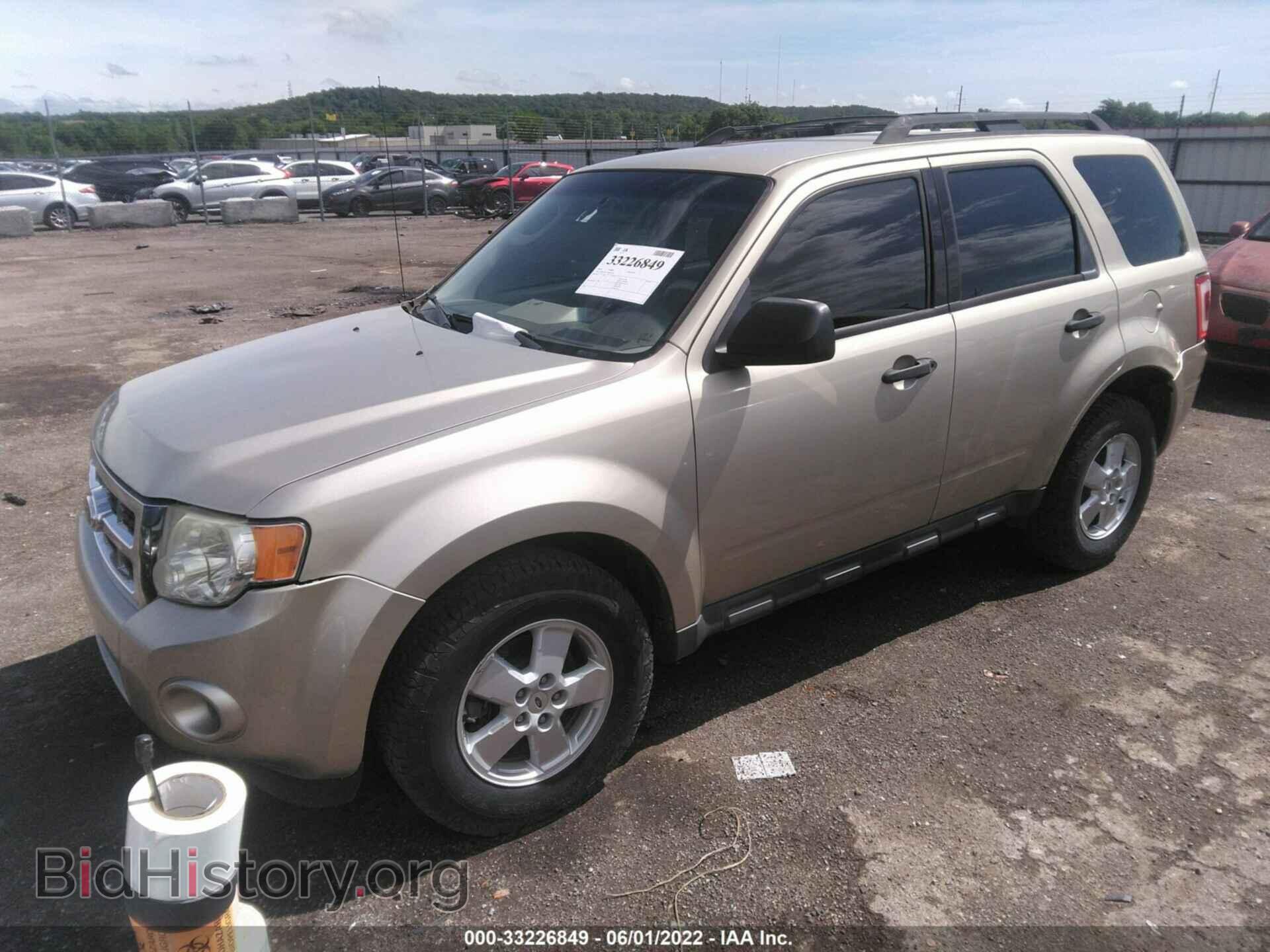 2010 FORD ESCAPE - VIN: 1FMCU0C73AKD02426 - Фото 2