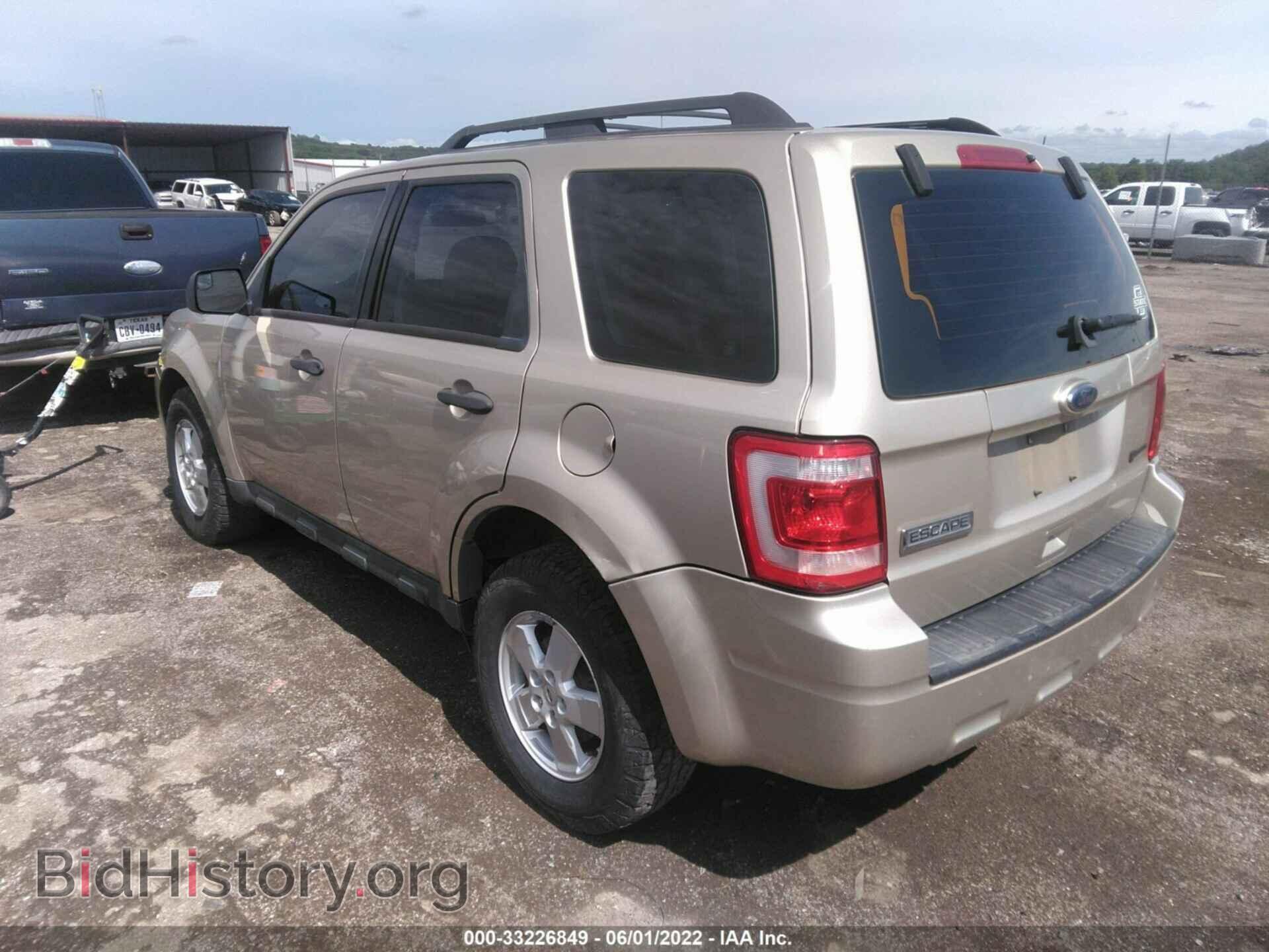 2010 FORD ESCAPE - VIN: 1FMCU0C73AKD02426 - Фото 3