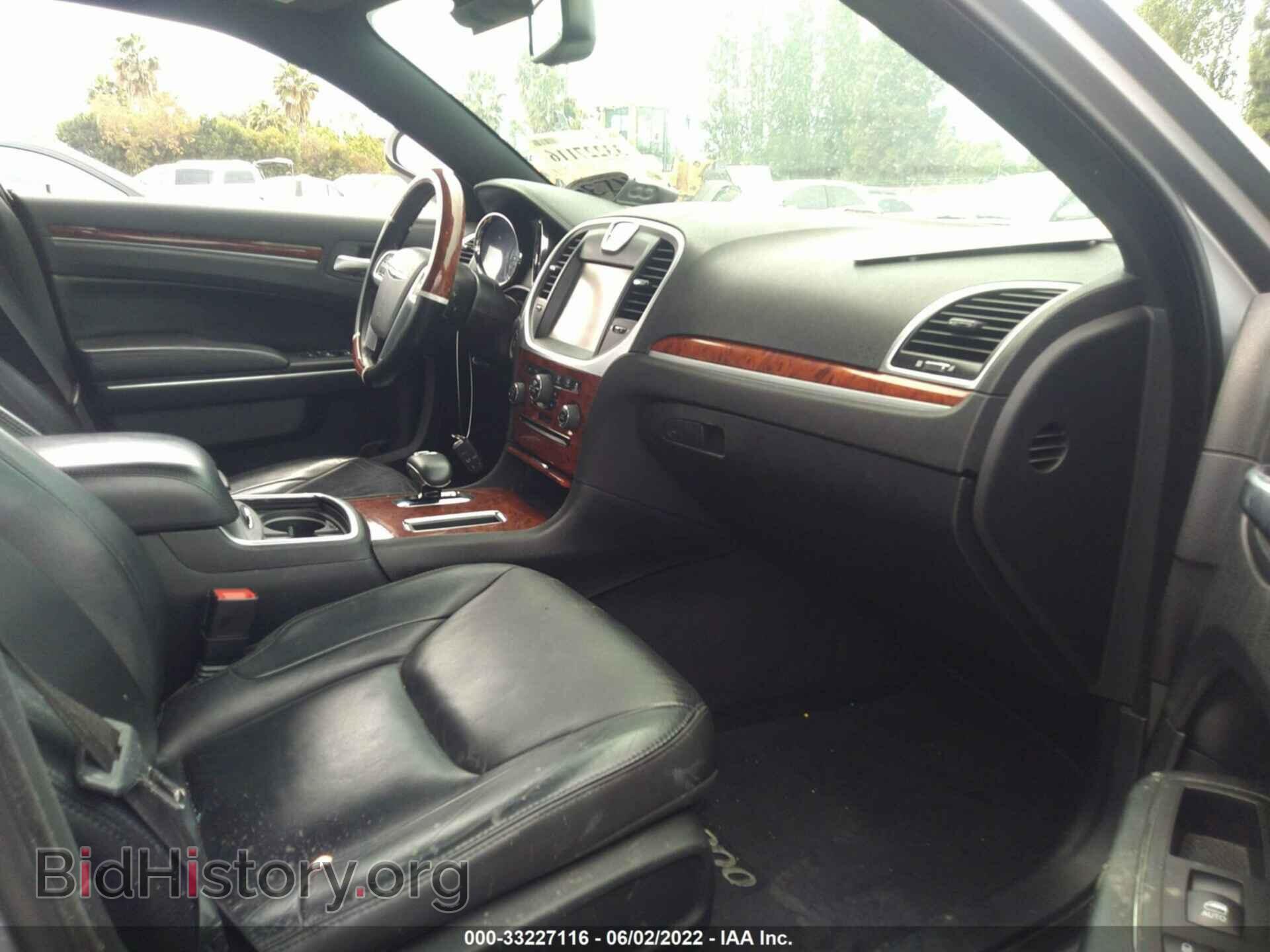 2014 CHRYSLER 300 - VIN: 2C3CCAAG3EH382375 - Фото 5