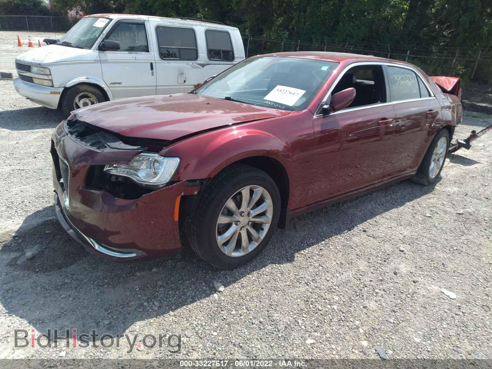 2016 CHRYSLER 300 - VIN: 2C3CCARG5GH321357 - Фото 2